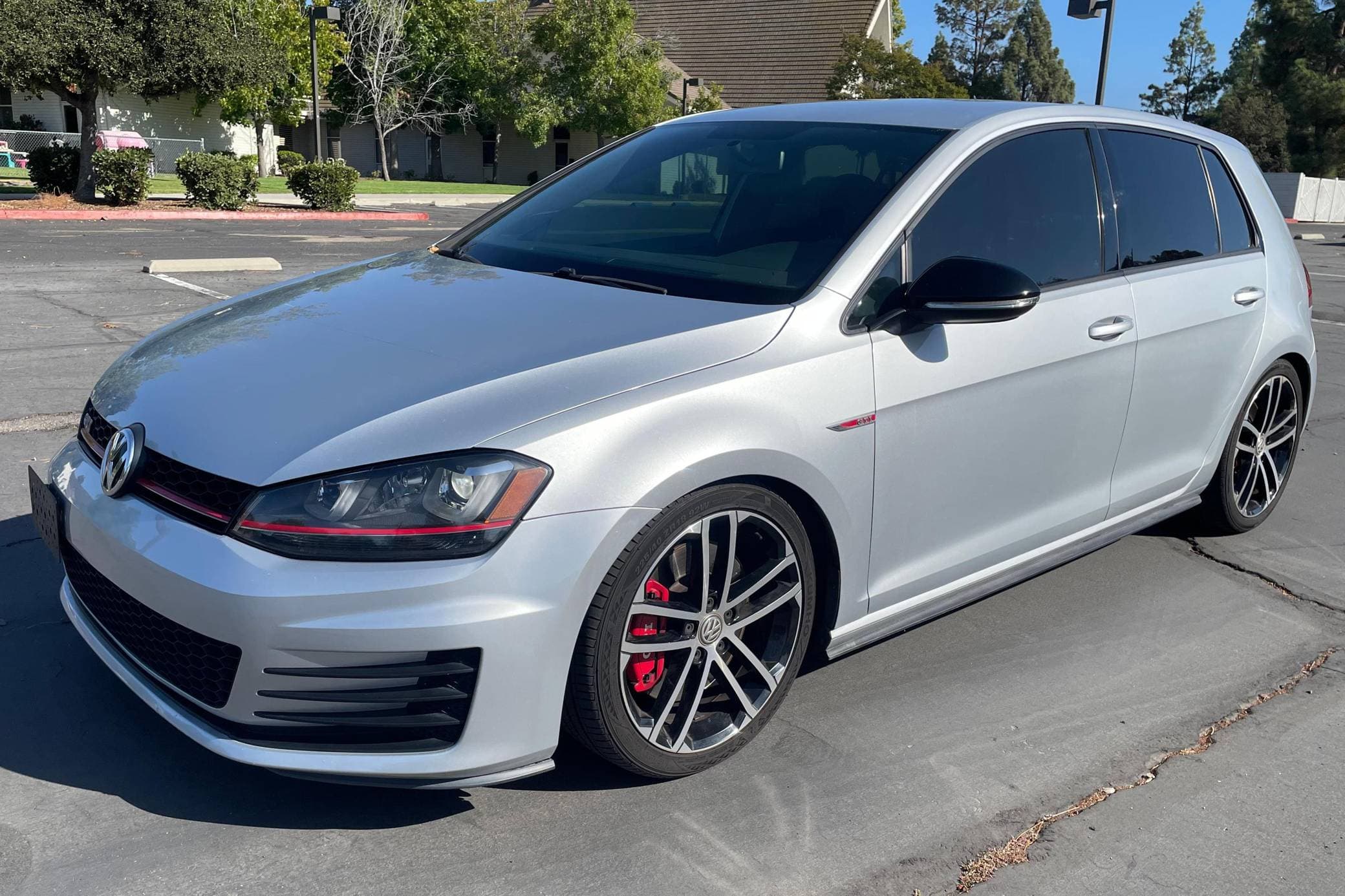 2017 Volkswagen Mk7 GTI sold for $14,000
