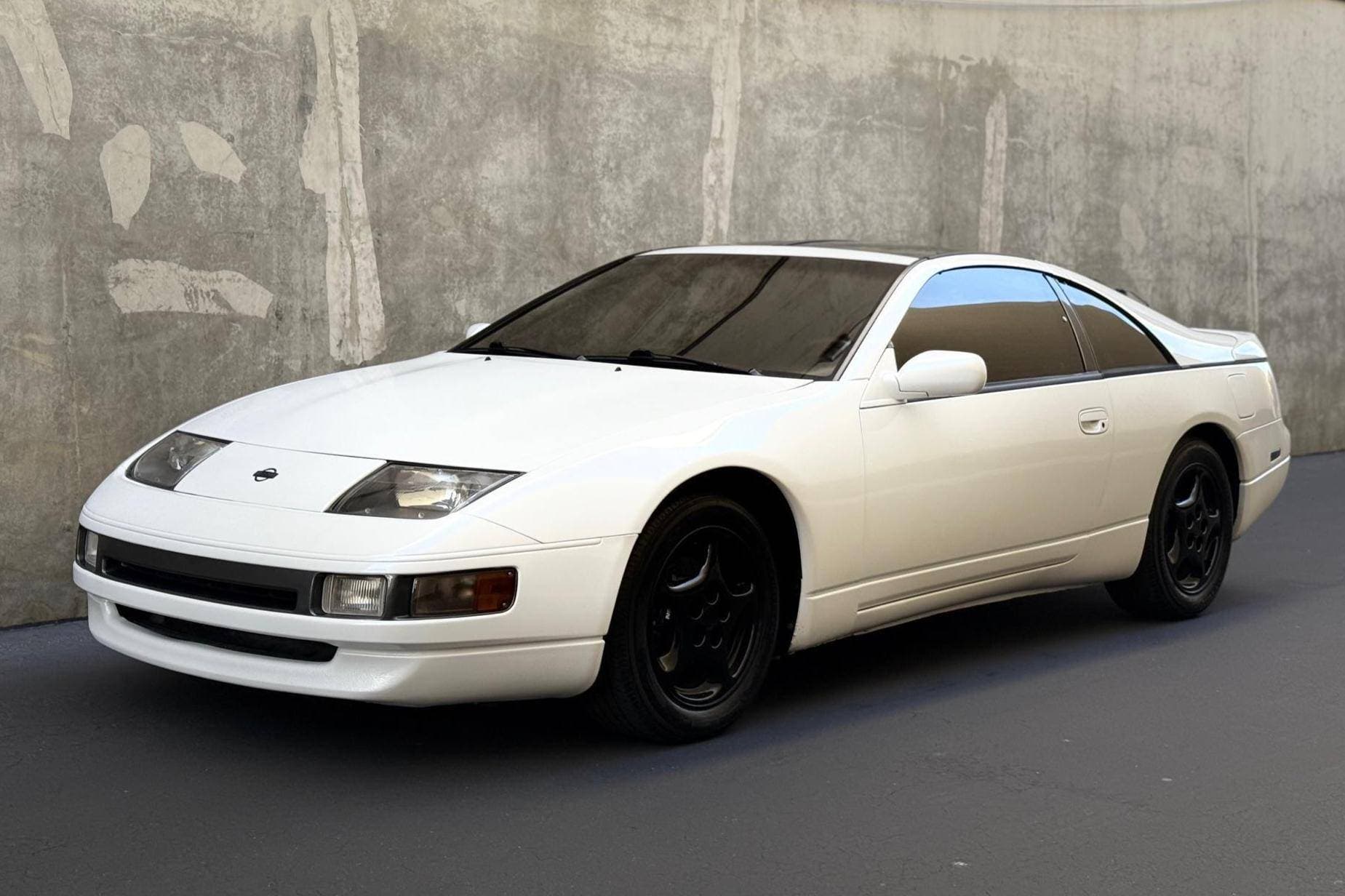 1992 Nissan 300ZX sold for $7,000