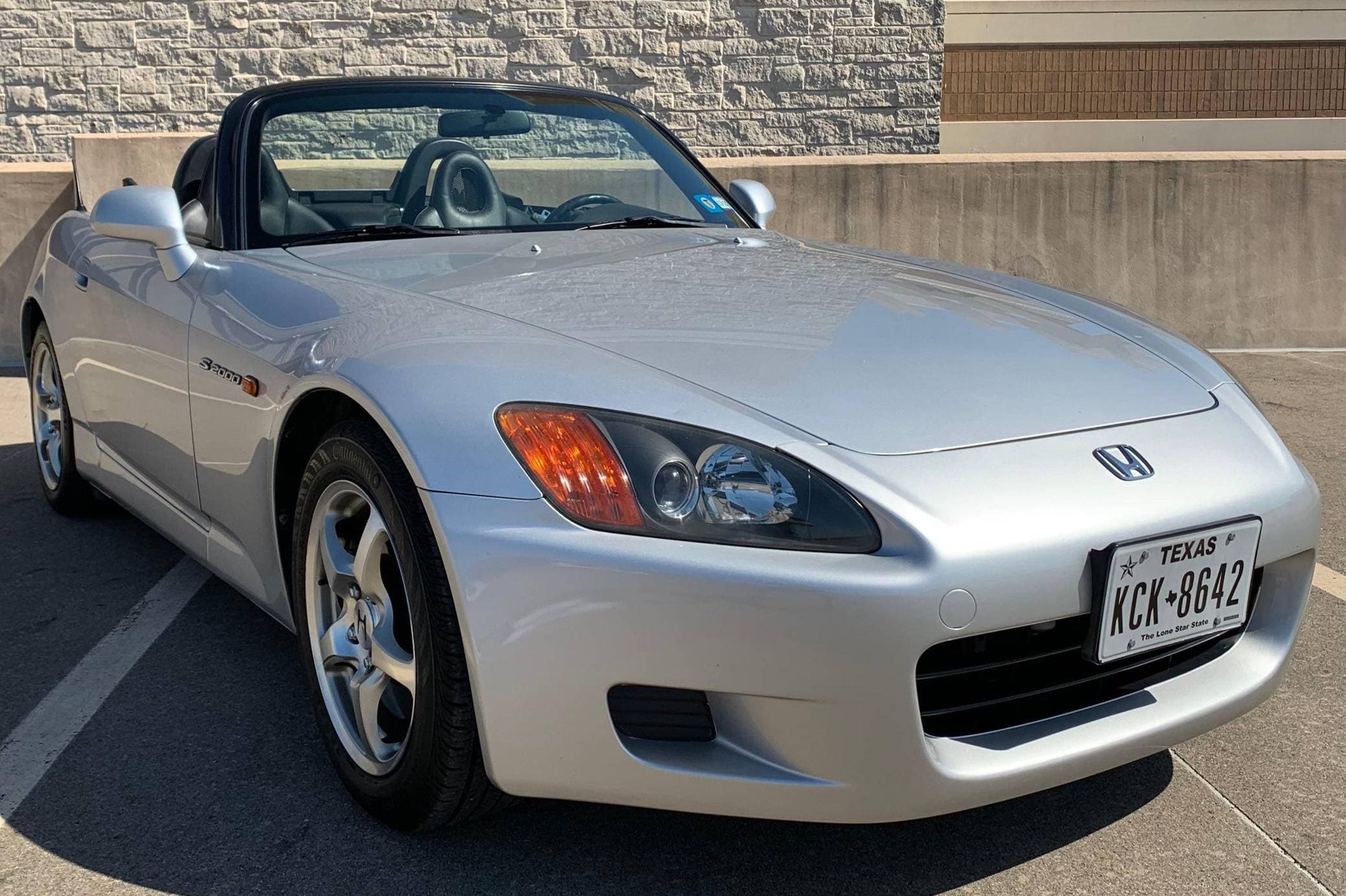 2002 Honda S2000 sold for $16,319