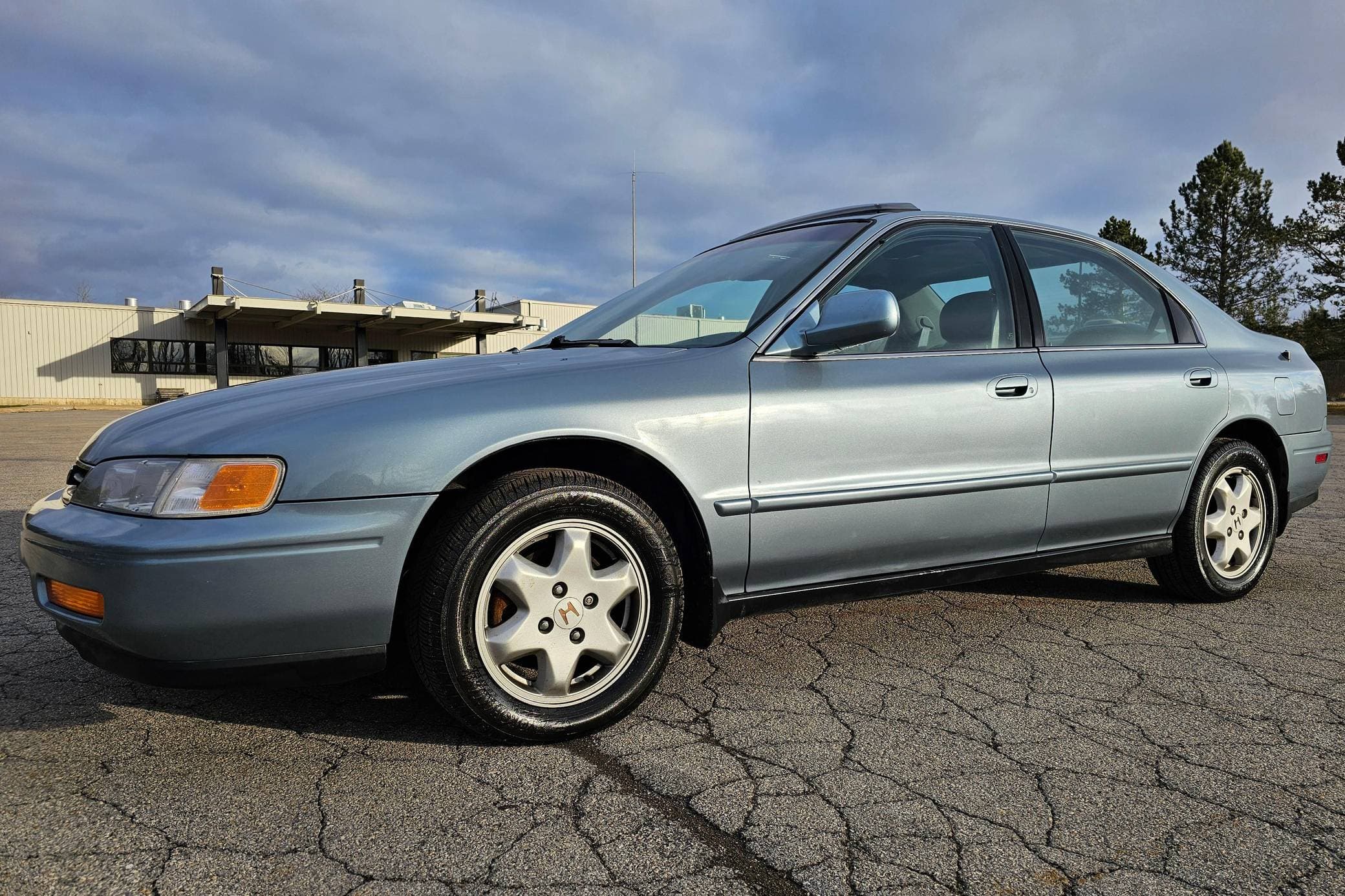 1995 Honda Accord sold for $8,000