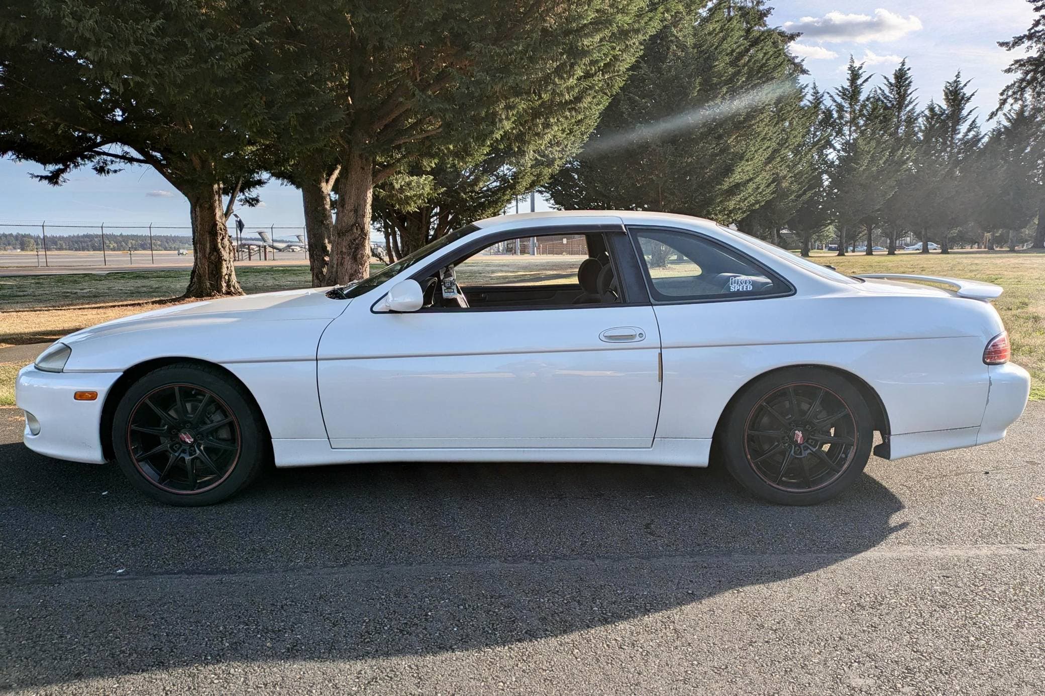 1998 Toyota Soarer sold for $7,600