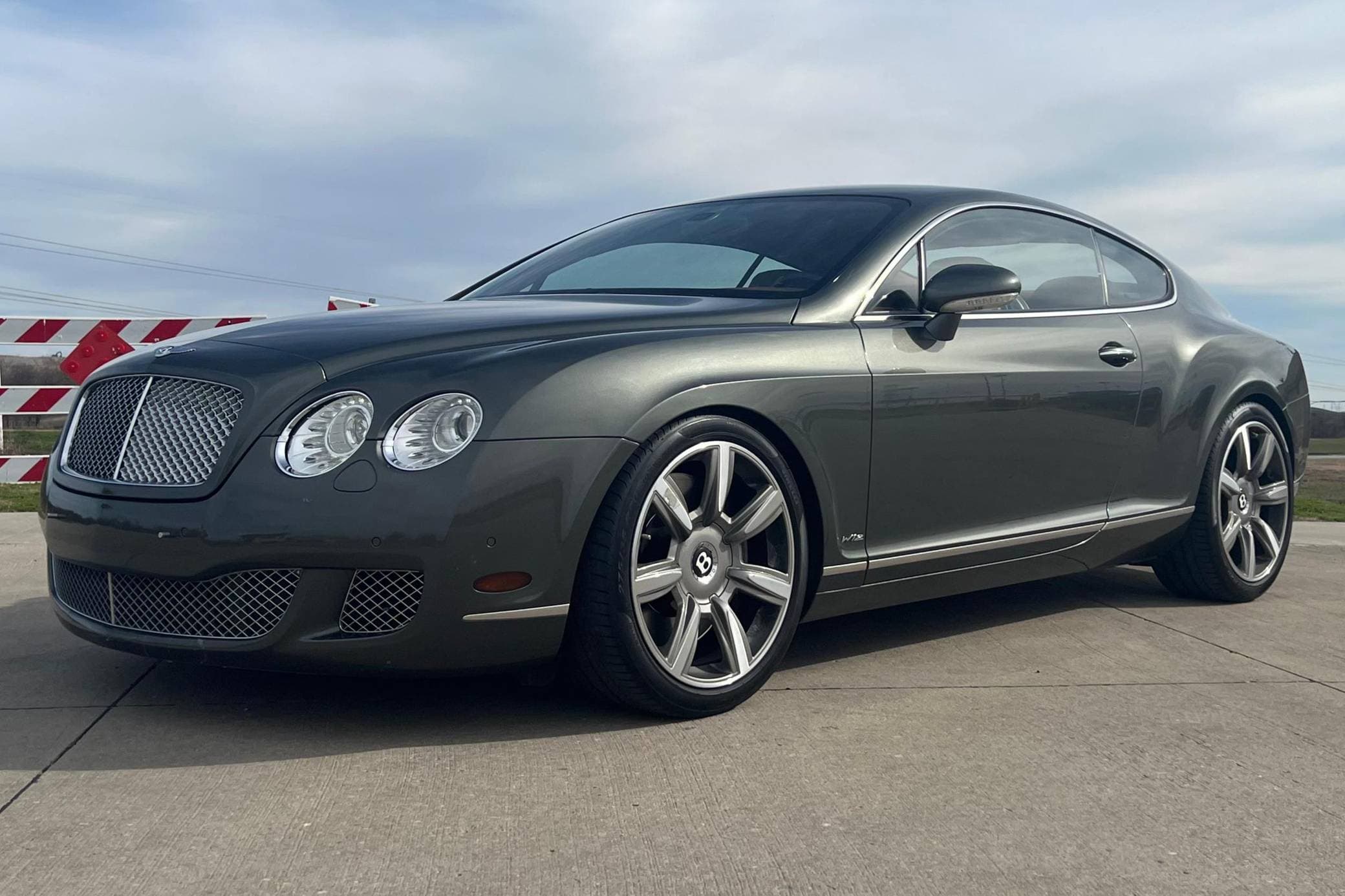 2009 Bentley Continental sold for $31,000