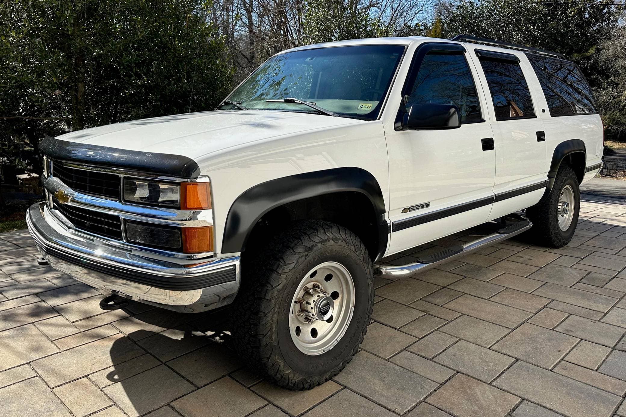 1997 Chevrolet Suburban sold for $7,500