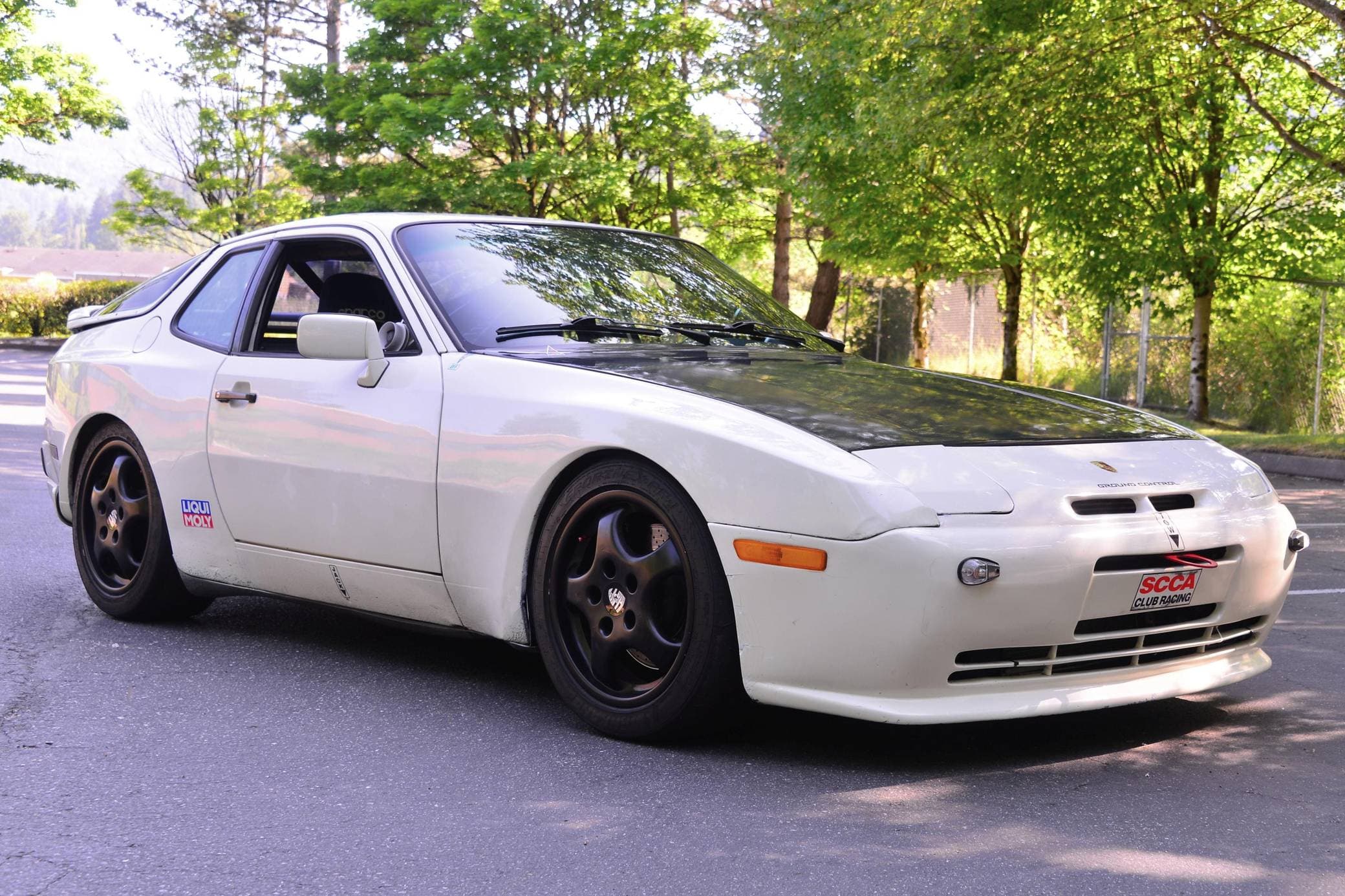 1987 Porsche 944 sold for $12,944
