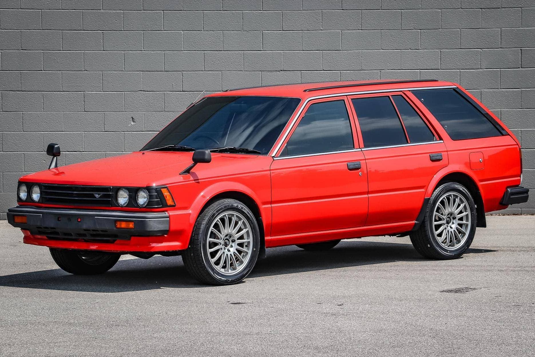 1984 Nissan Bluebird sold for $6,700