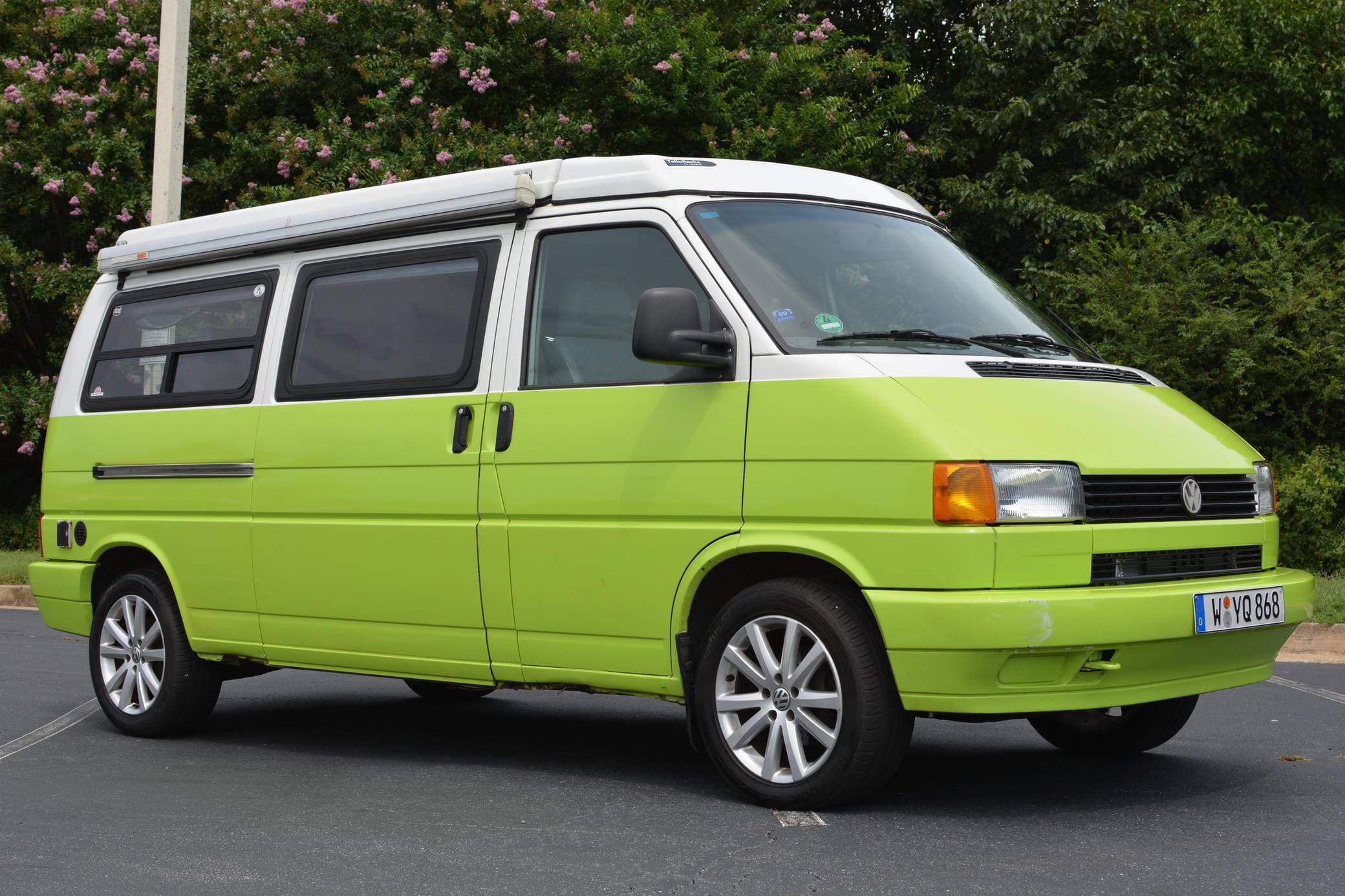 1995 Volkswagen Eurovan sold for $10,101