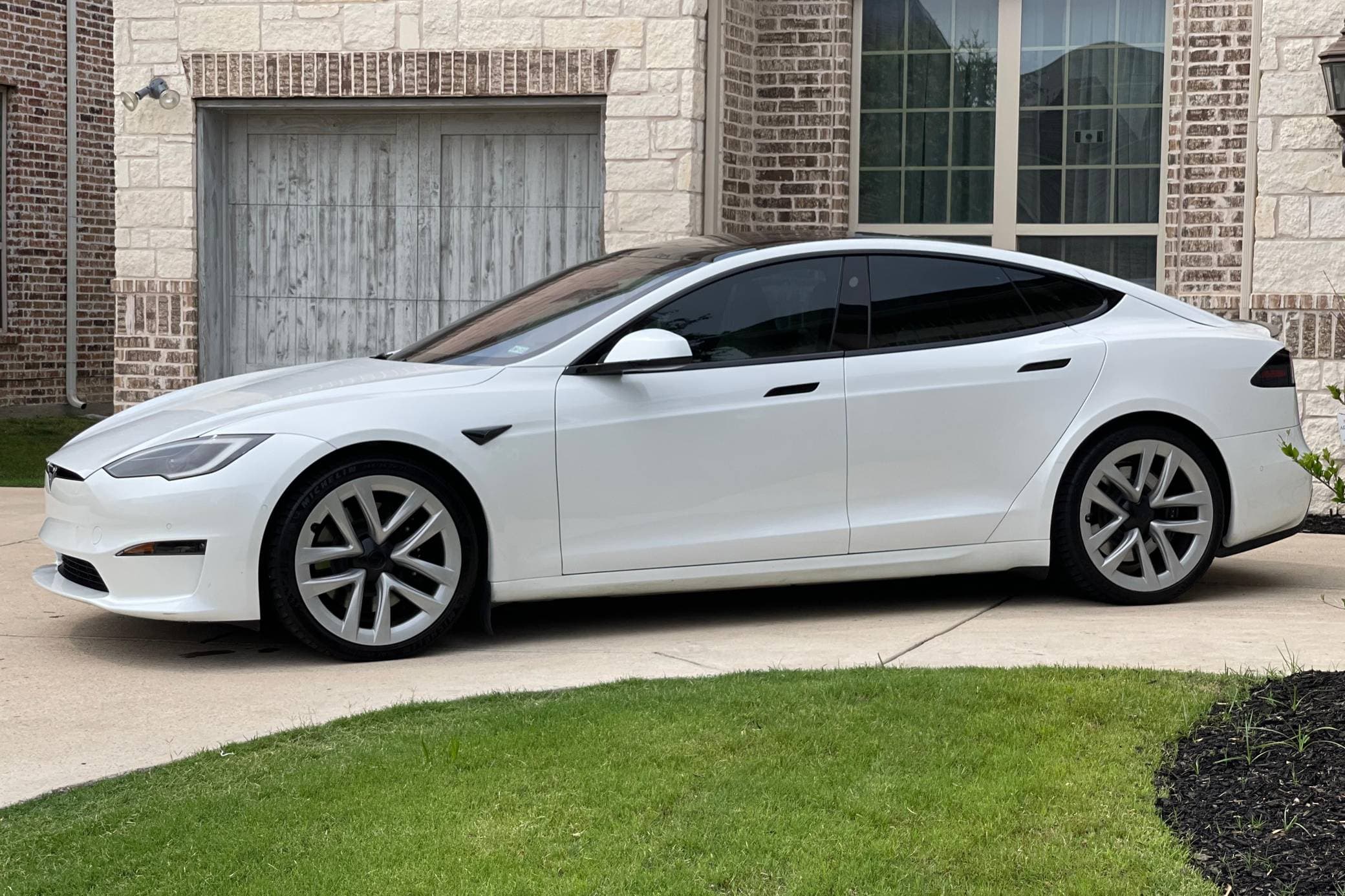 2022 Tesla Model S sold for $75,000