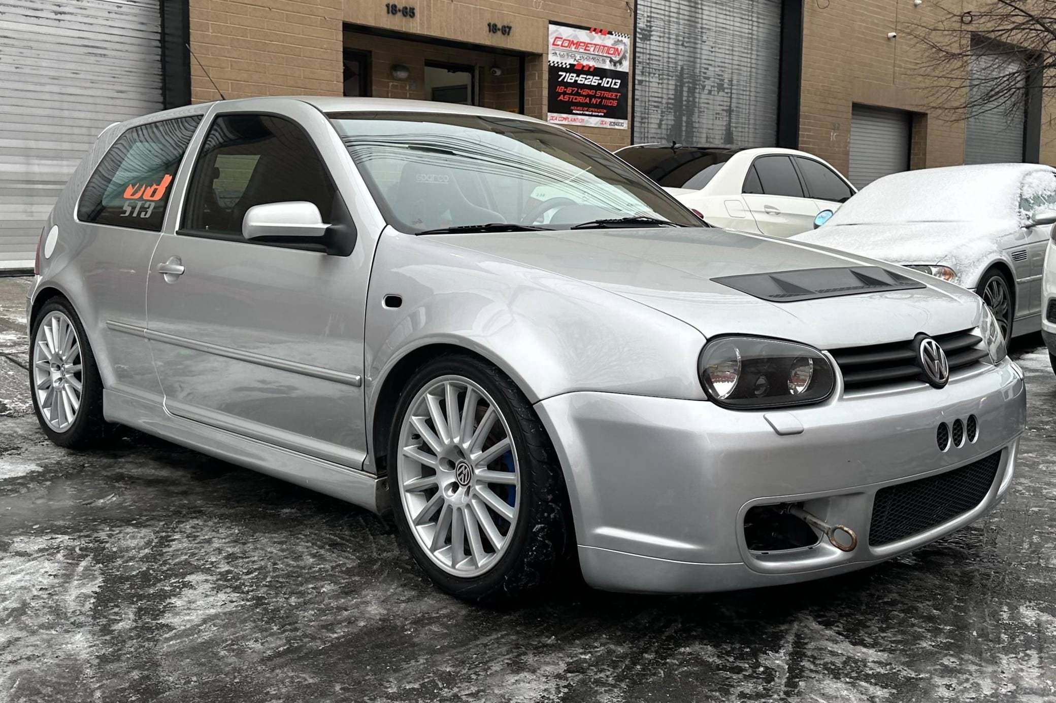 2004 Volkswagen Golf sold for $10,250