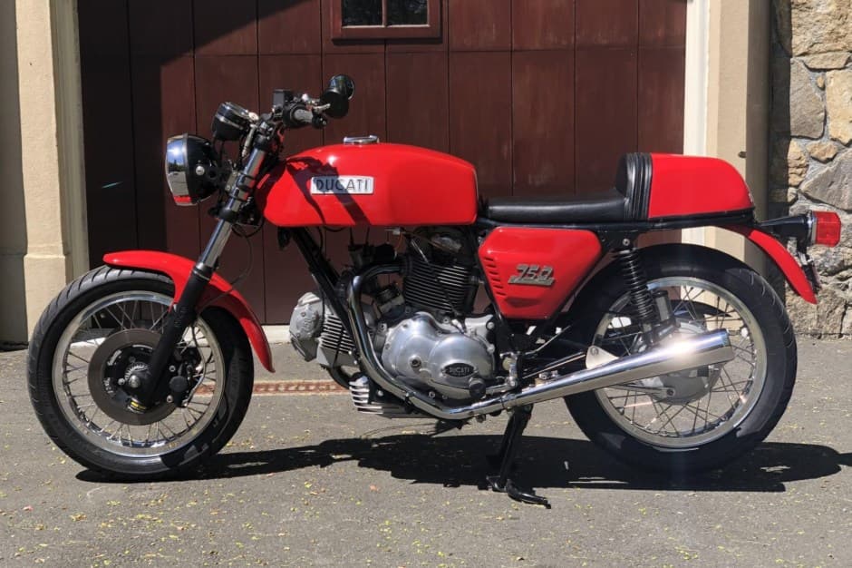 Ducati 748