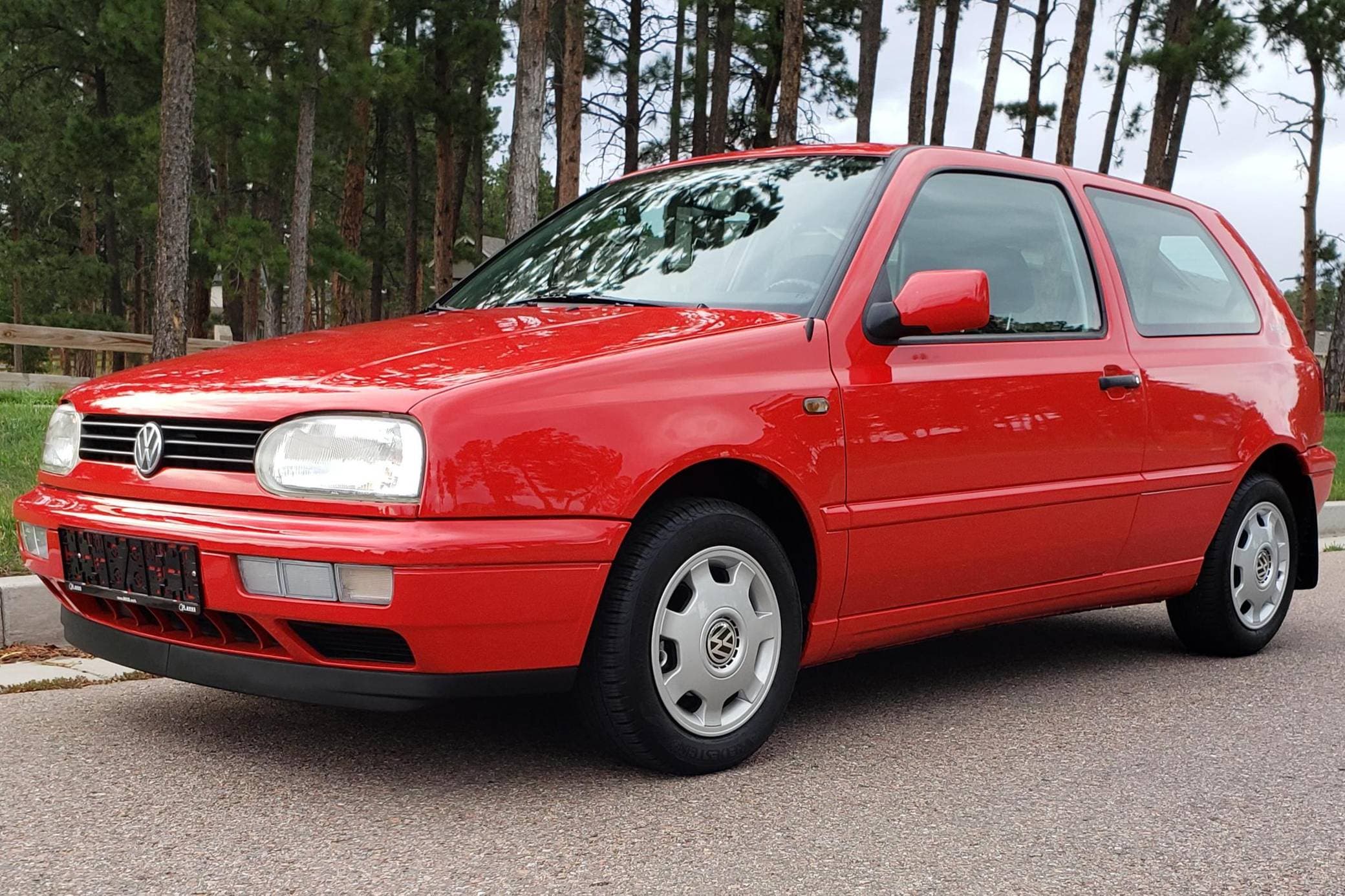 1997 Volkswagen Golf sold for $10,200