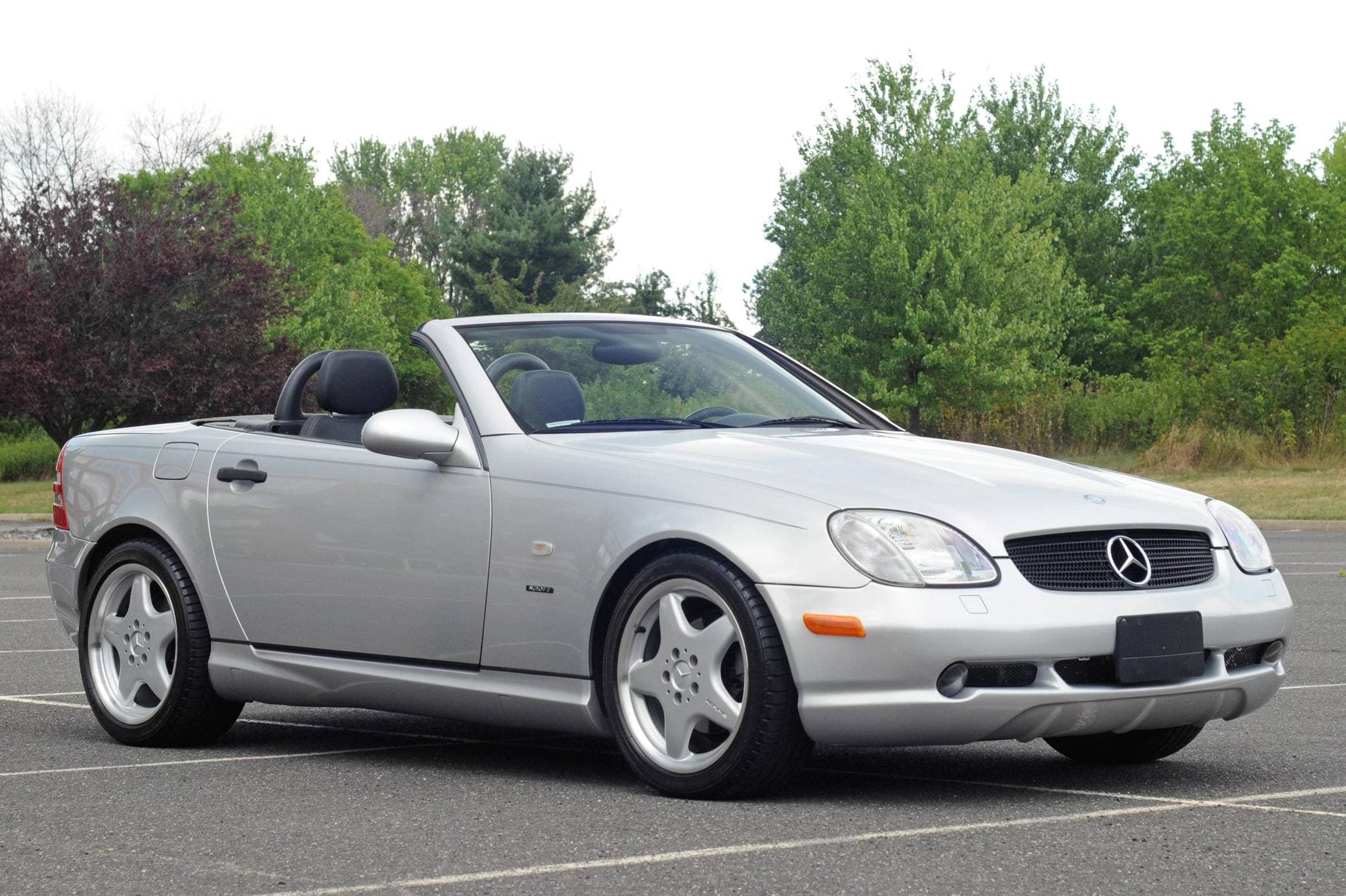 1999 Mercedes-Benz SLK-Class sold for $7,950