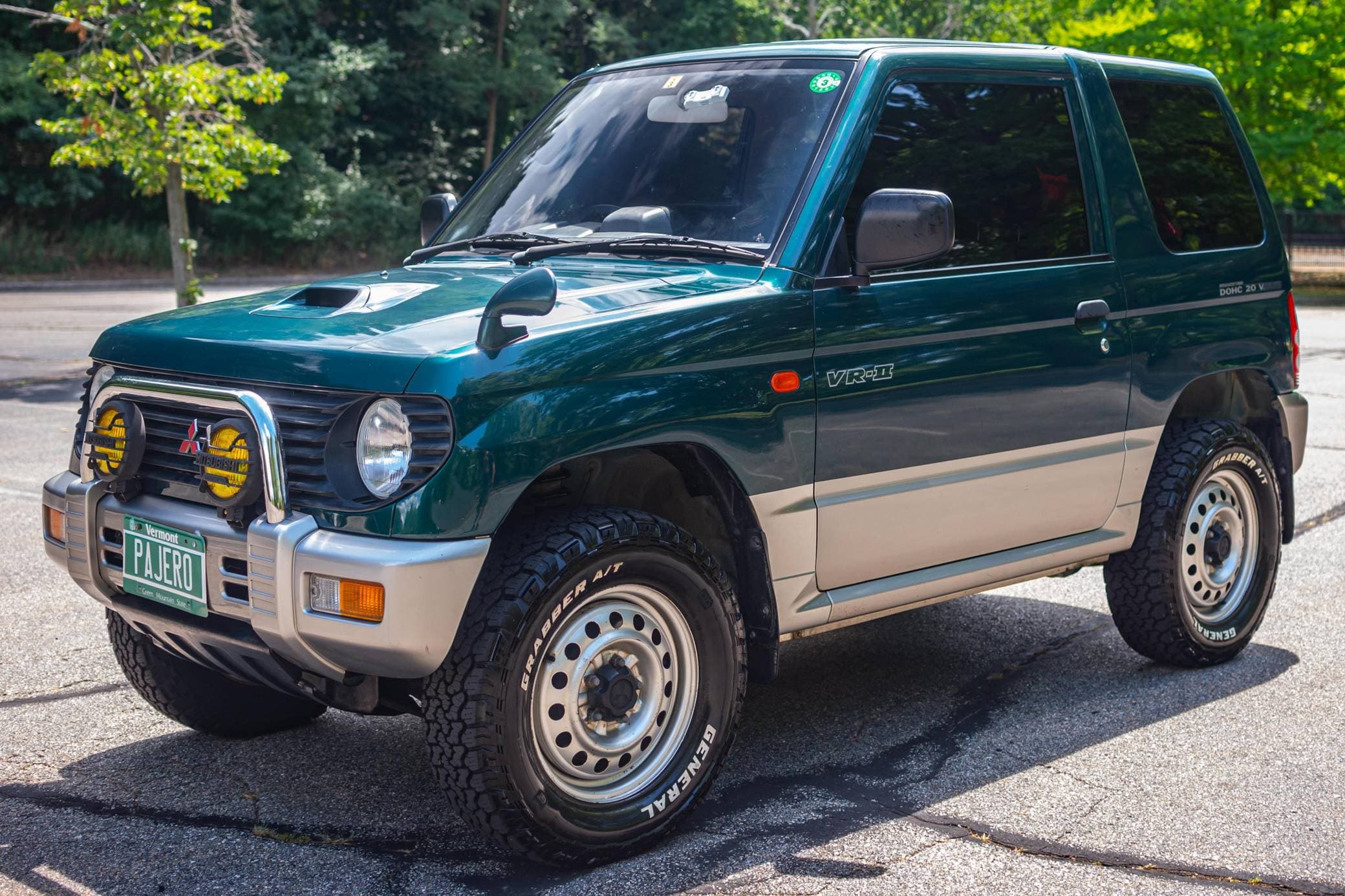 1996 Mitsubishi Pajero Mini sold for $5,200