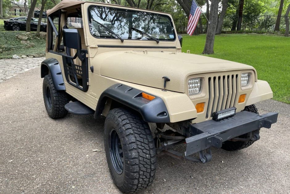1988 Jeep Wrangler YJ (1987-1995) sold for $13,250