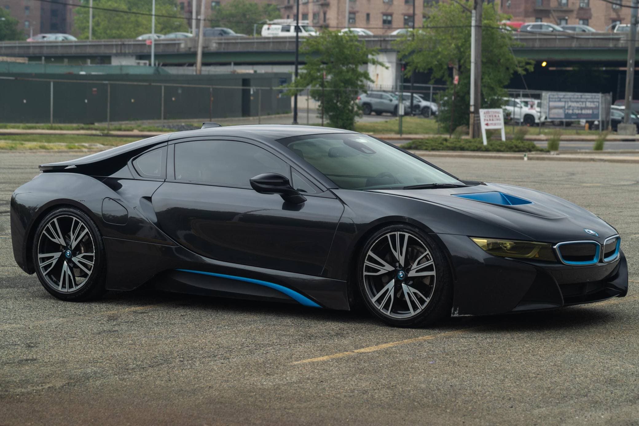 2016 BMW i8 sold for $50,500