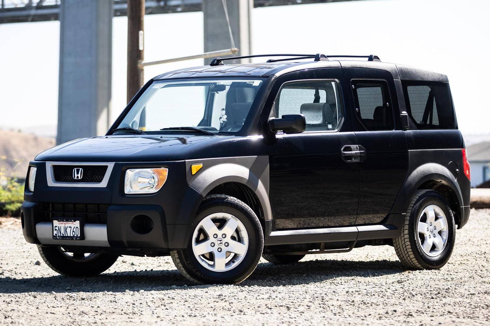 2005 Honda Element sold for $7,300