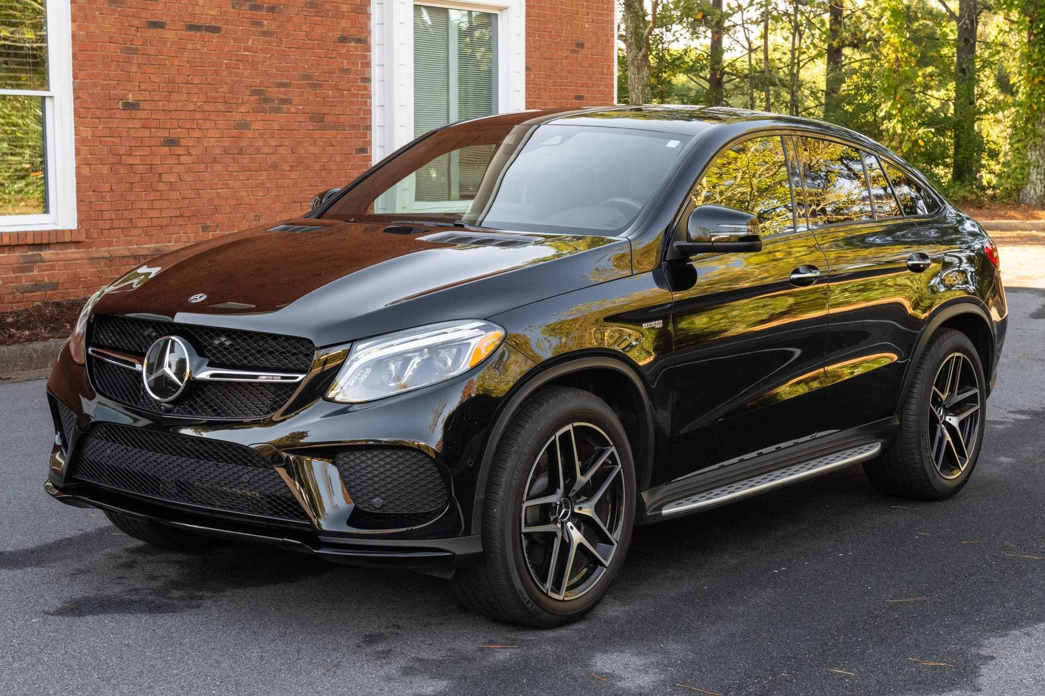2019 Mercedes-Benz GLE-Class sold for $34,000