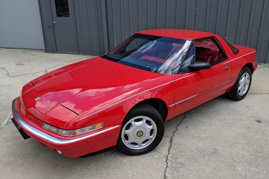 1991 Buick Reatta sold for $11,100