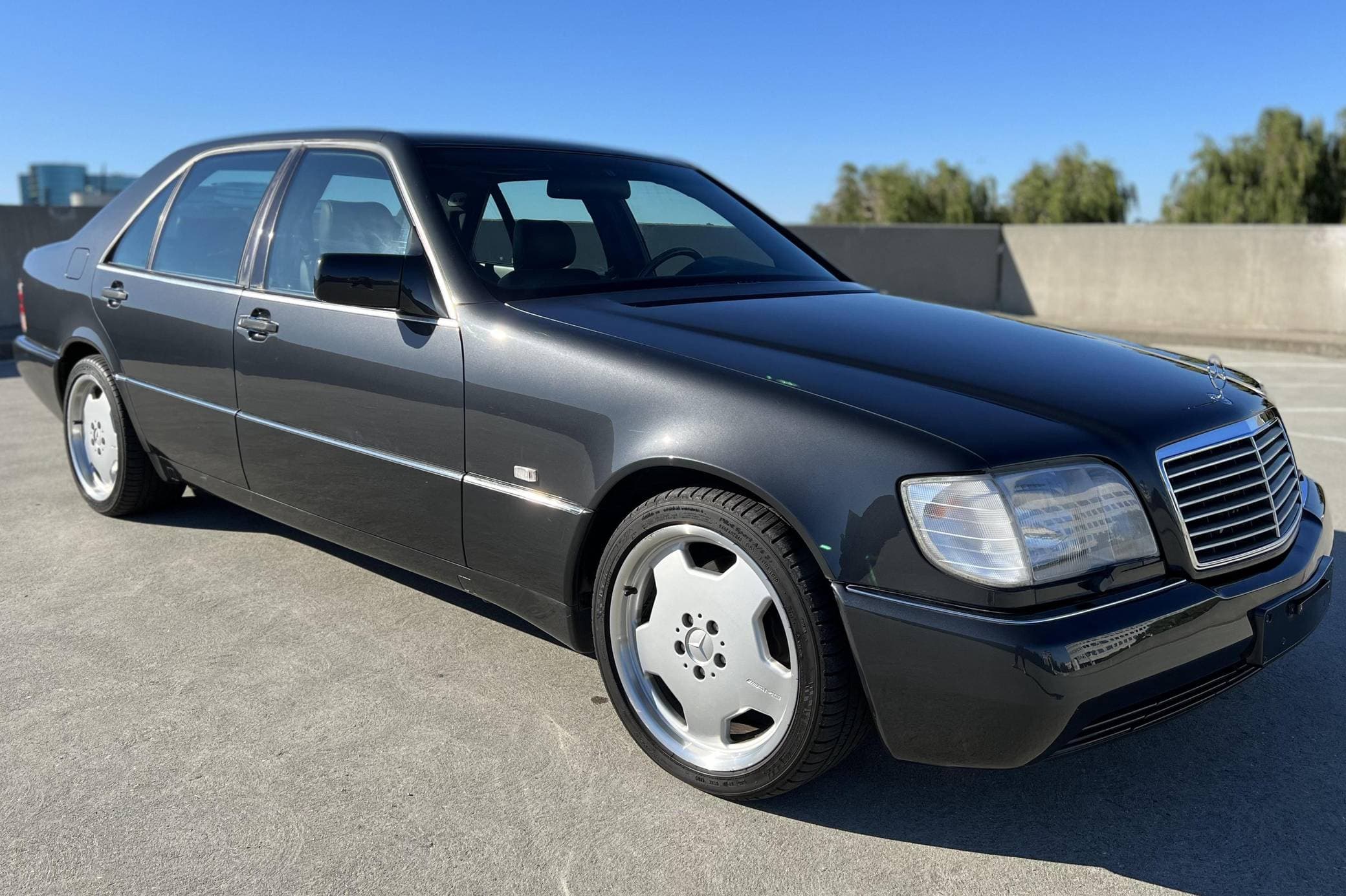 1993 Mercedes-Benz S-Class sold for $17,250