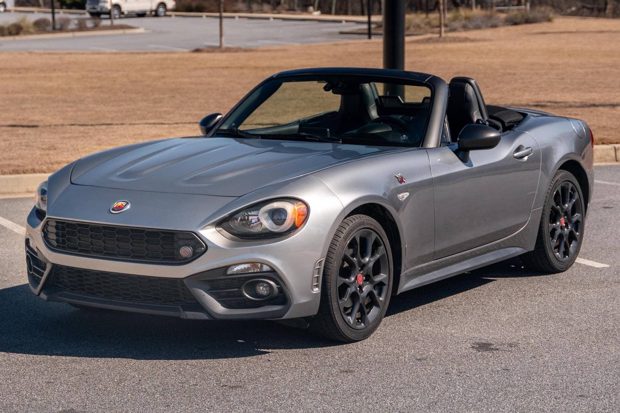 2017 Fiat 124 Spider sold for $16,250