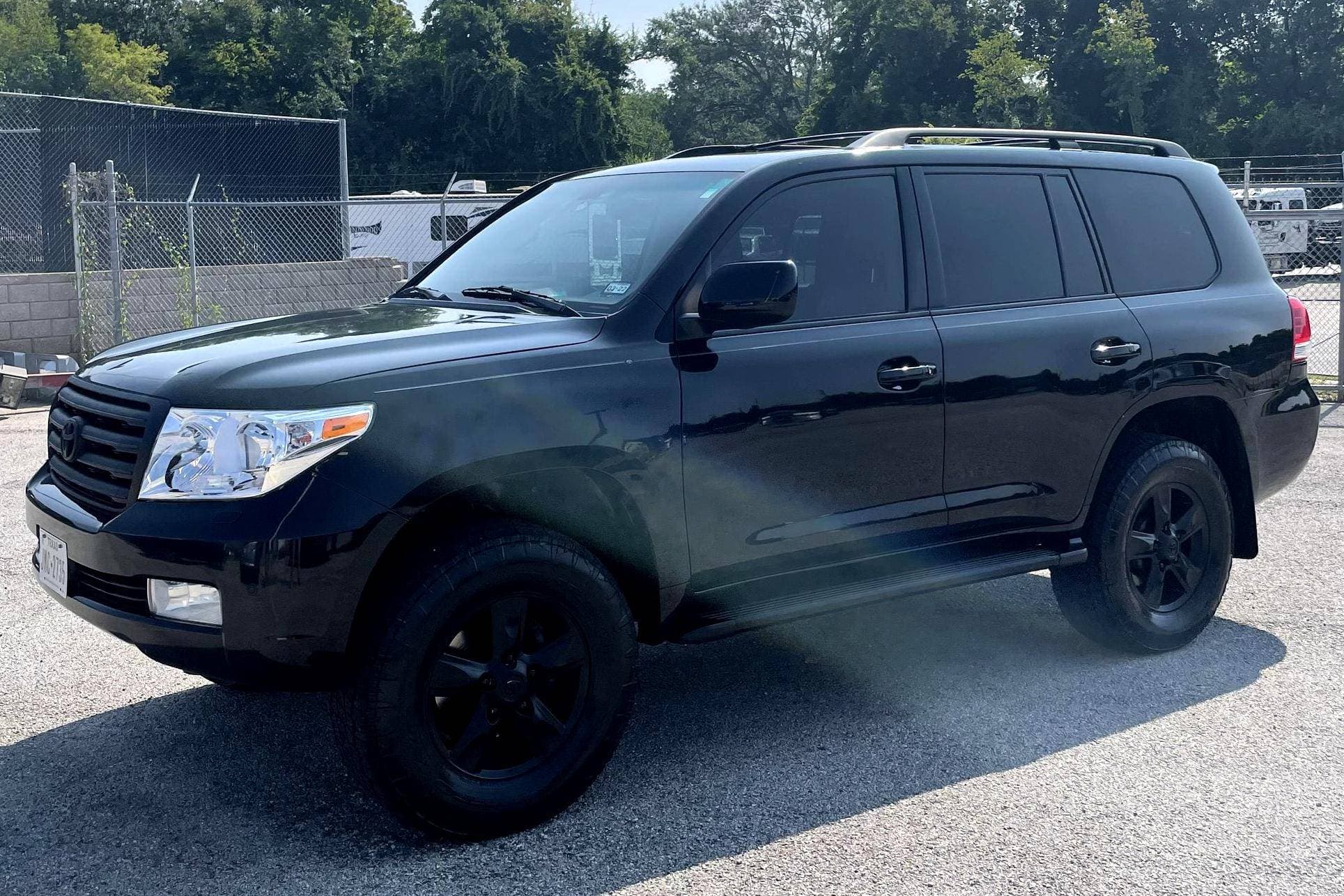 2010 Toyota Land Cruiser sold for $24,453