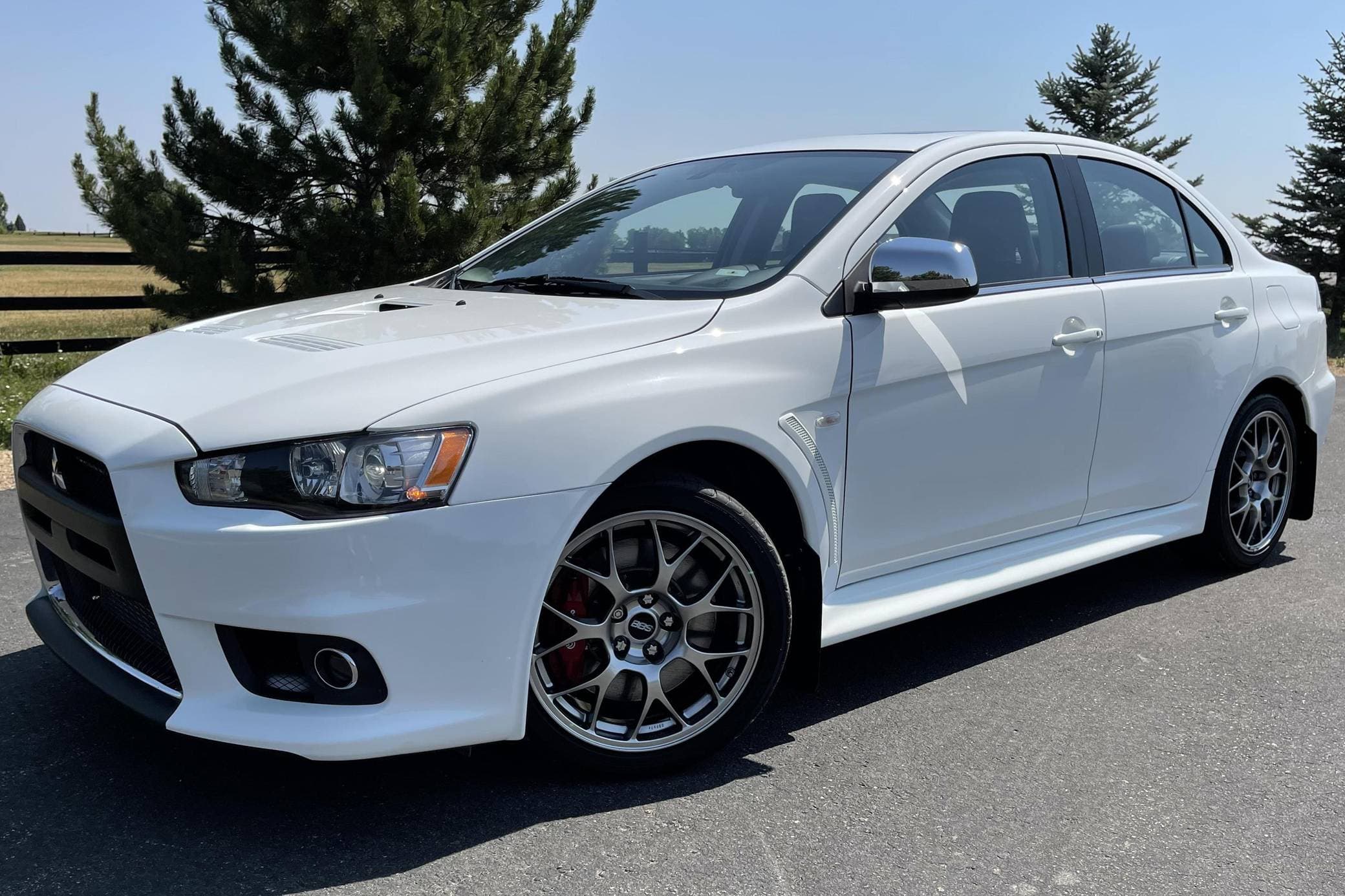 2013 Mitsubishi Lancer Evolution sold for $30,500