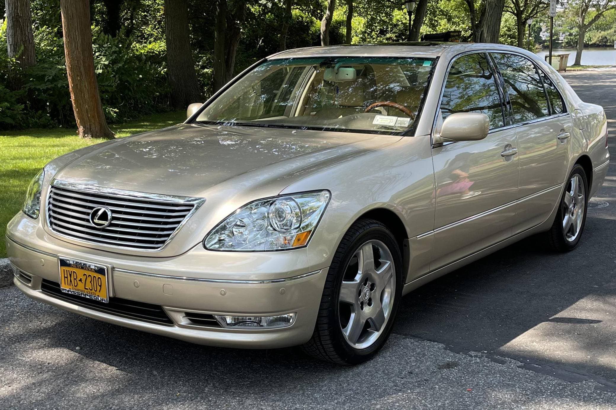 2004 Lexus LS sold for $23,000