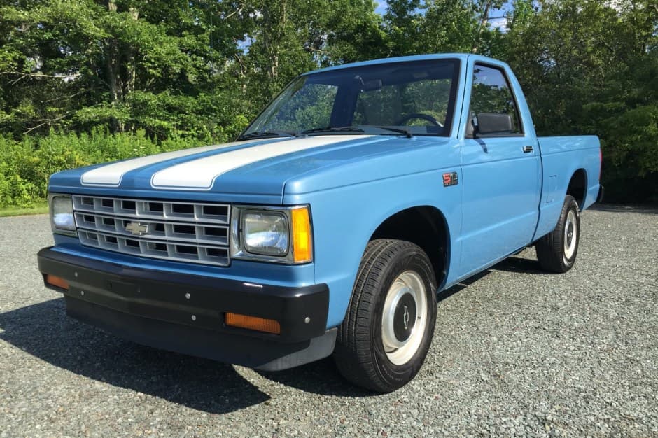 1985 Chevrolet S-10 (1982-1993) sold for $16,750