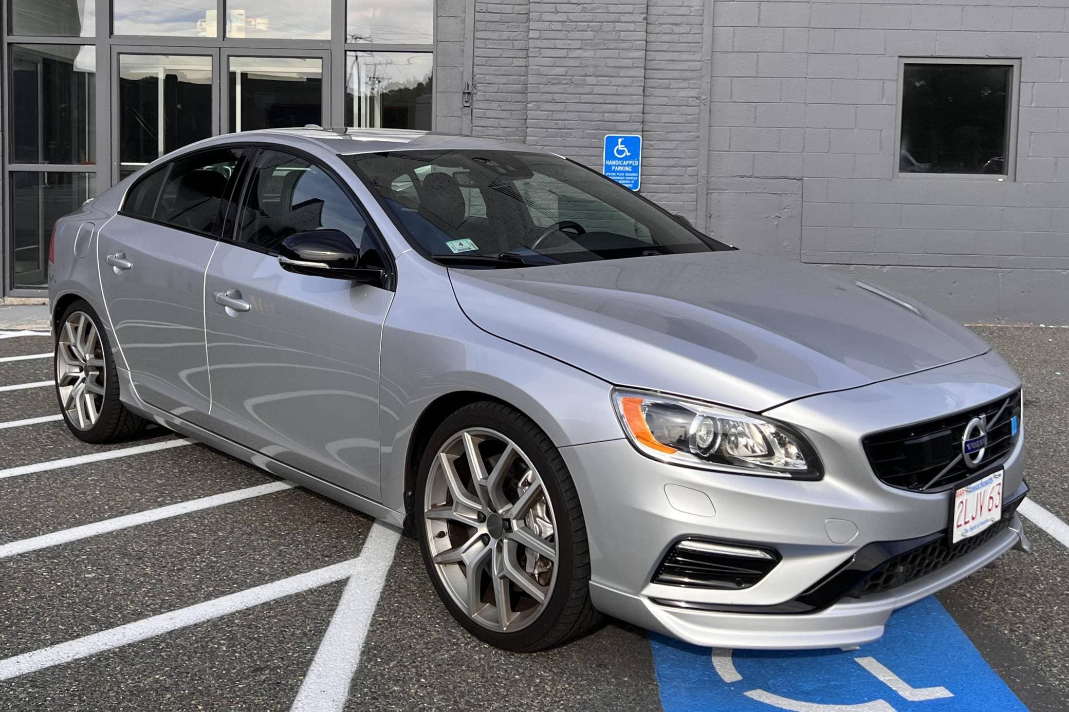 2016 Volvo S60 sold for $26,750
