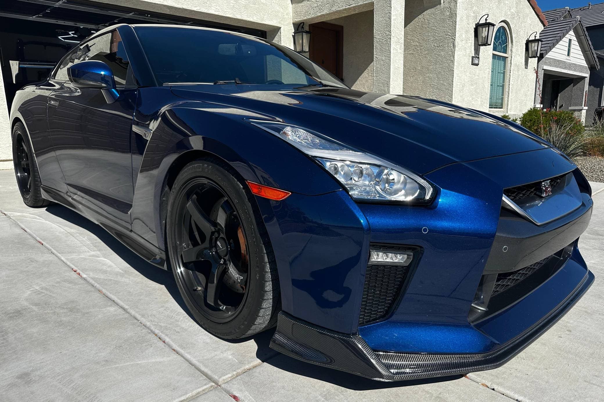 2017 Nissan R35 GT-R sold for $85,225
