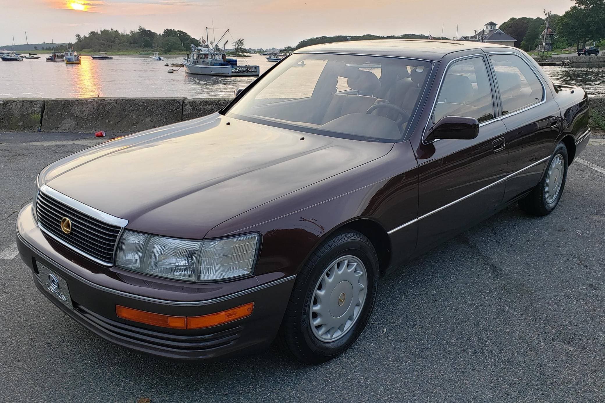 1991 Lexus LS sold for $9,100