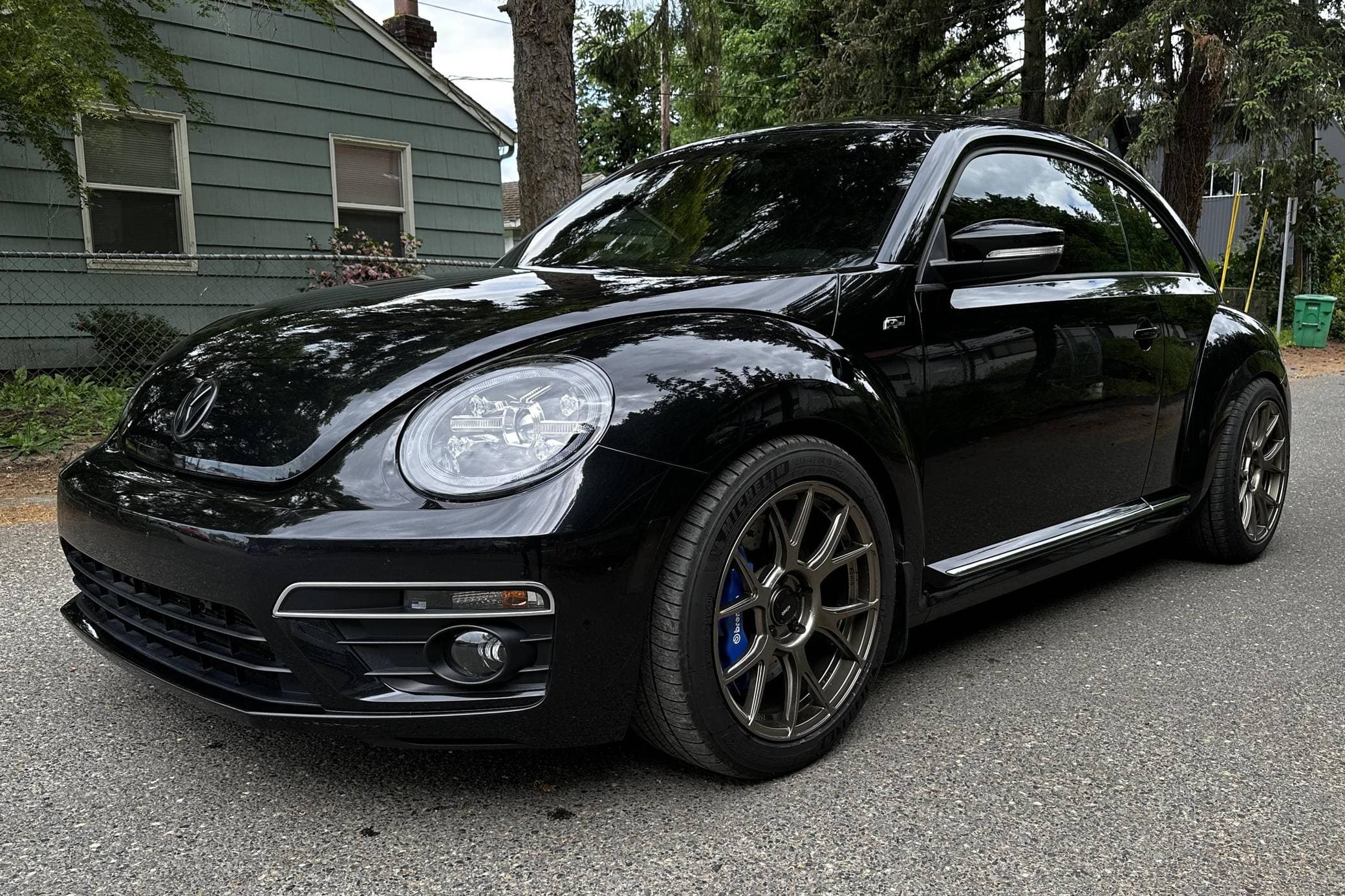 2014 Volkswagen Beetle sold for $12,505