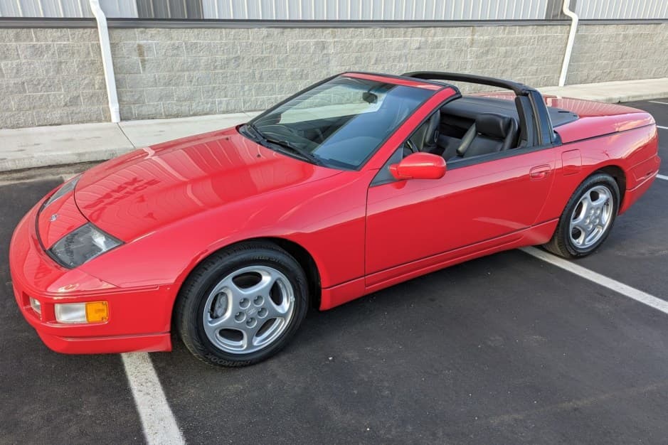 1996 Nissan Z32 300ZX sold for $12,250
