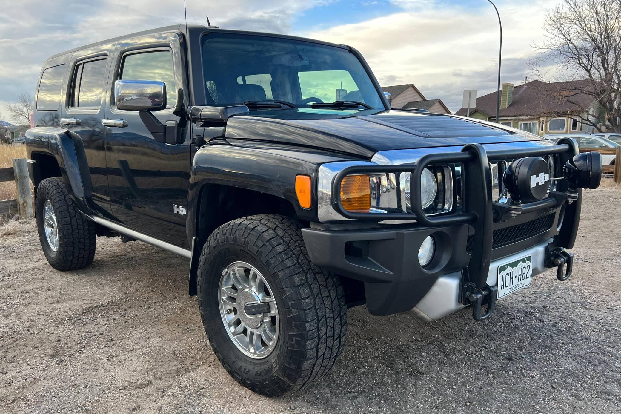 2008 Hummer H3 sold for $10,400