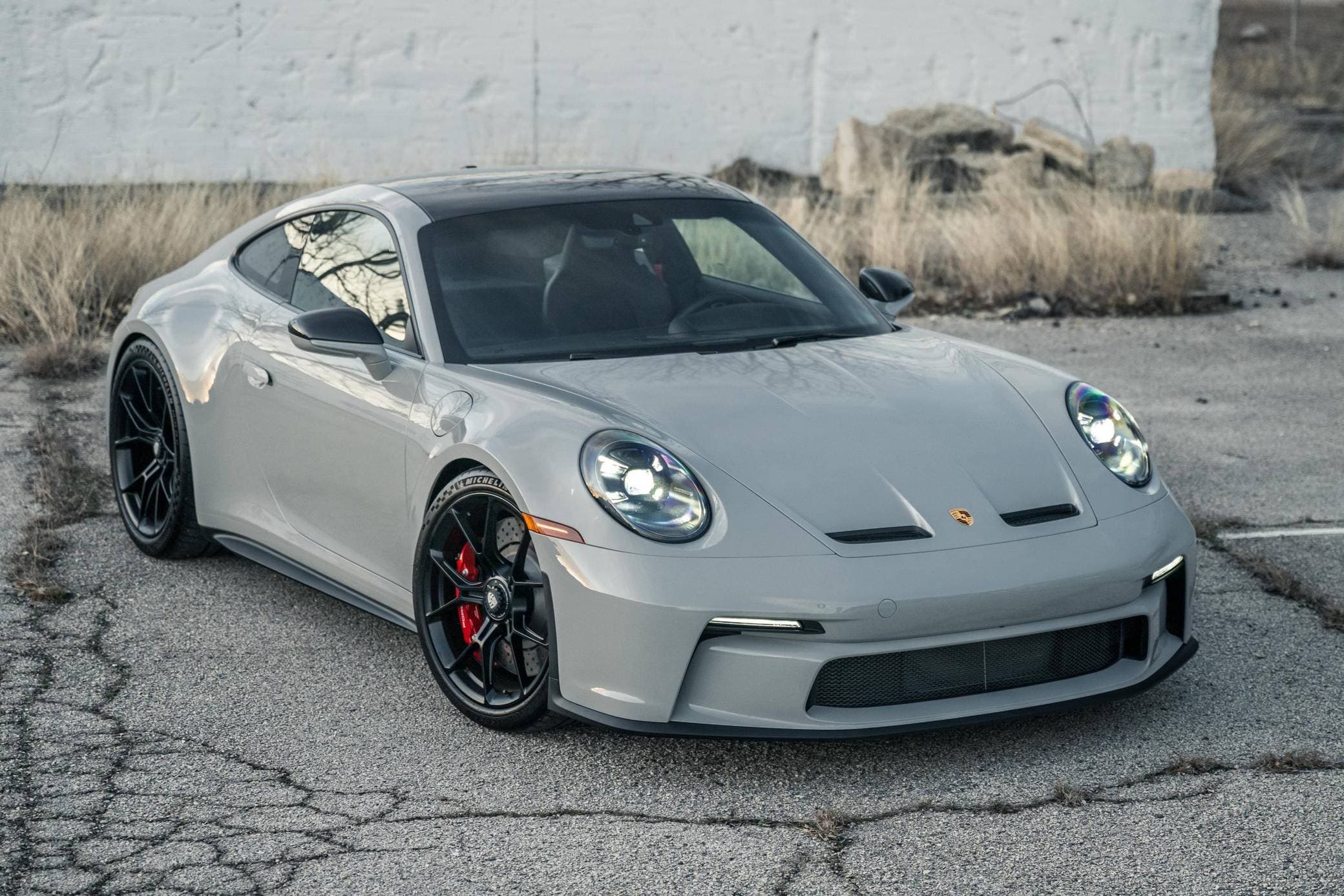 2022 Porsche 992 911 sold for $260,999