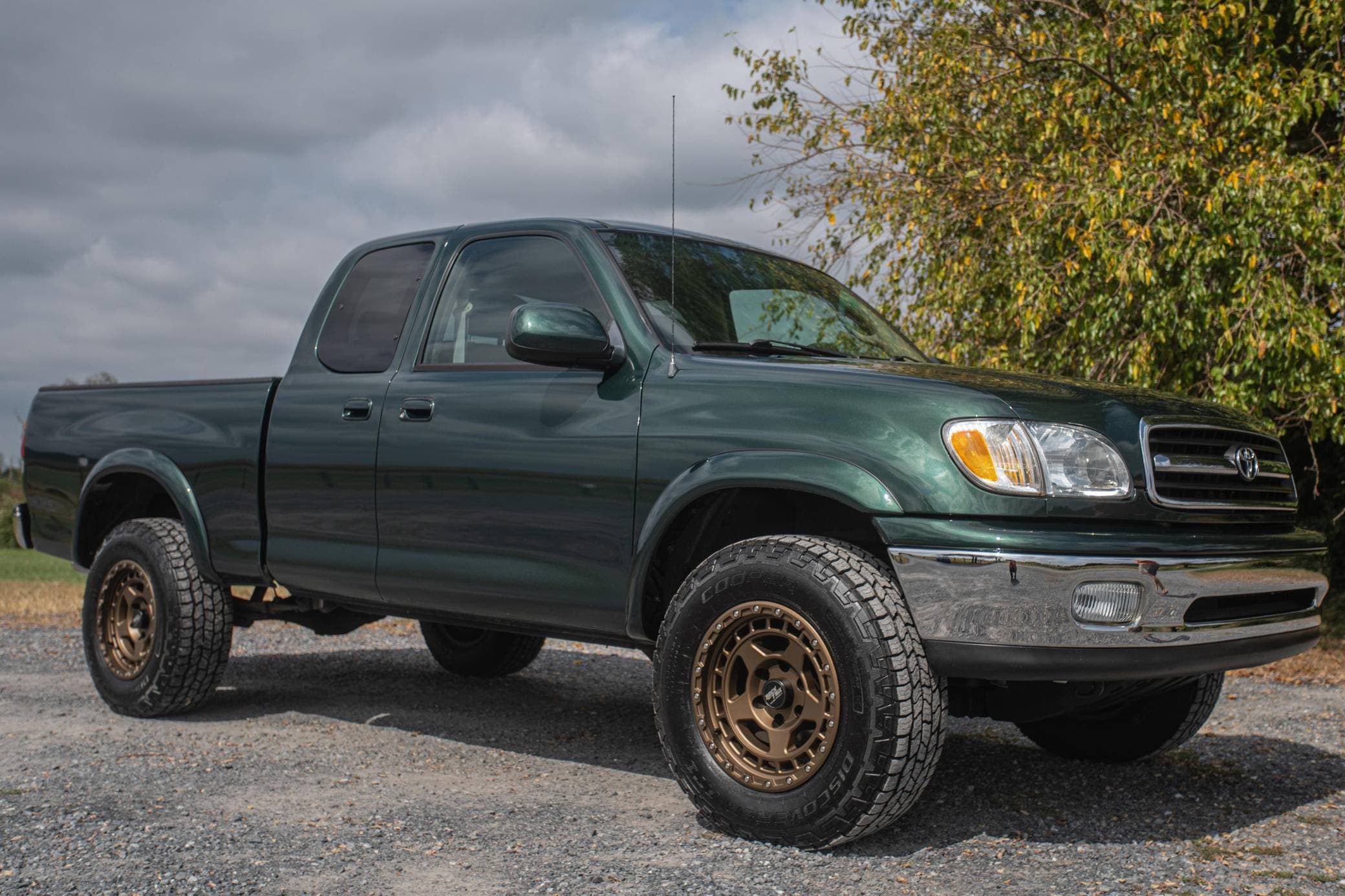 2001 Toyota Tundra sold for $17,500