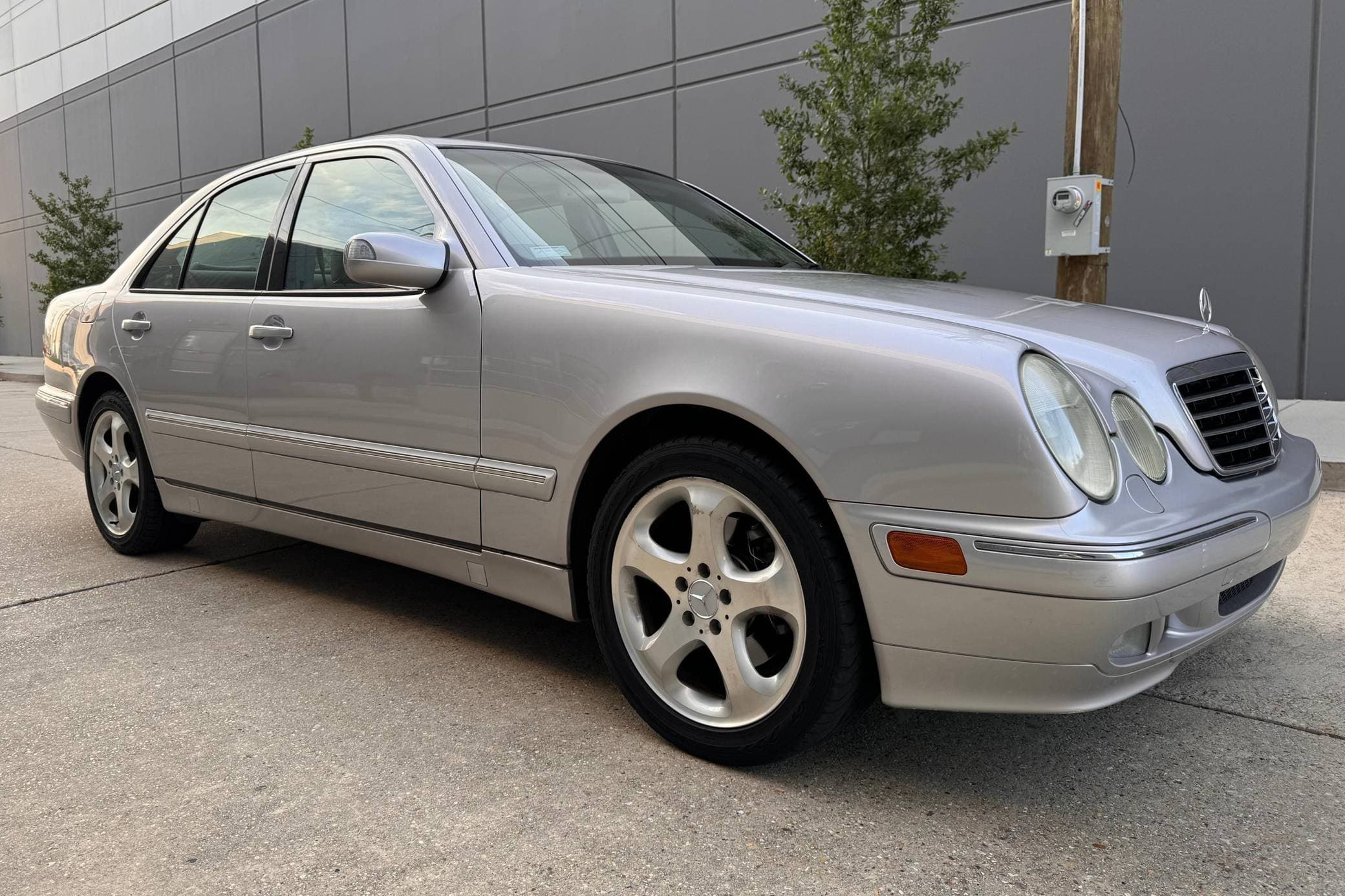 2002 Mercedes-Benz E-Class sold for $8,500