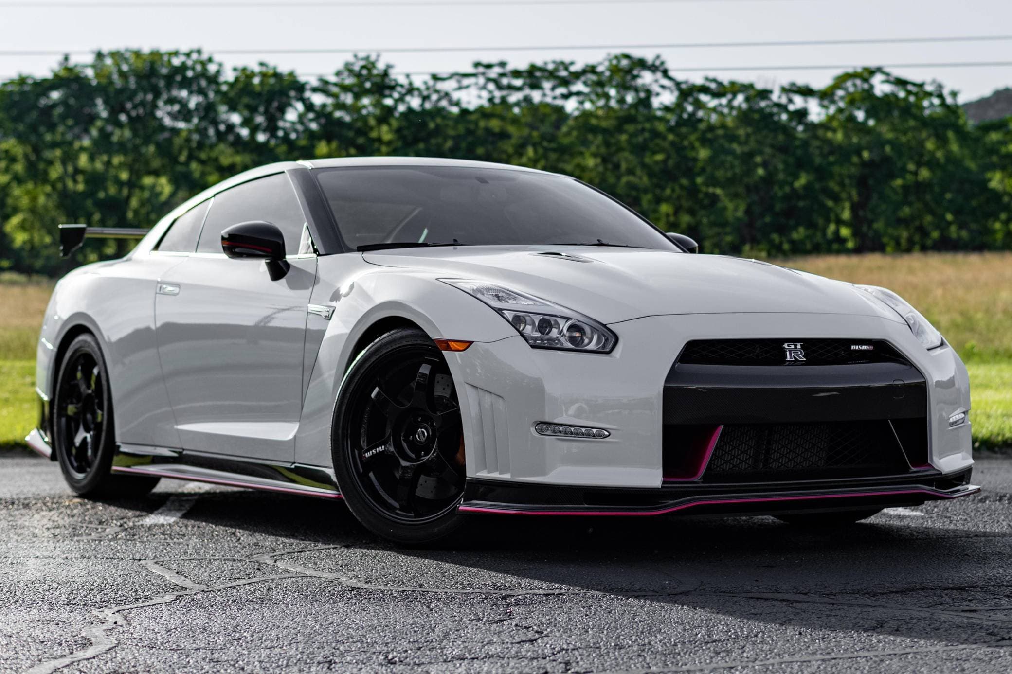 2016 Nissan R35 GT-R sold for $163,500