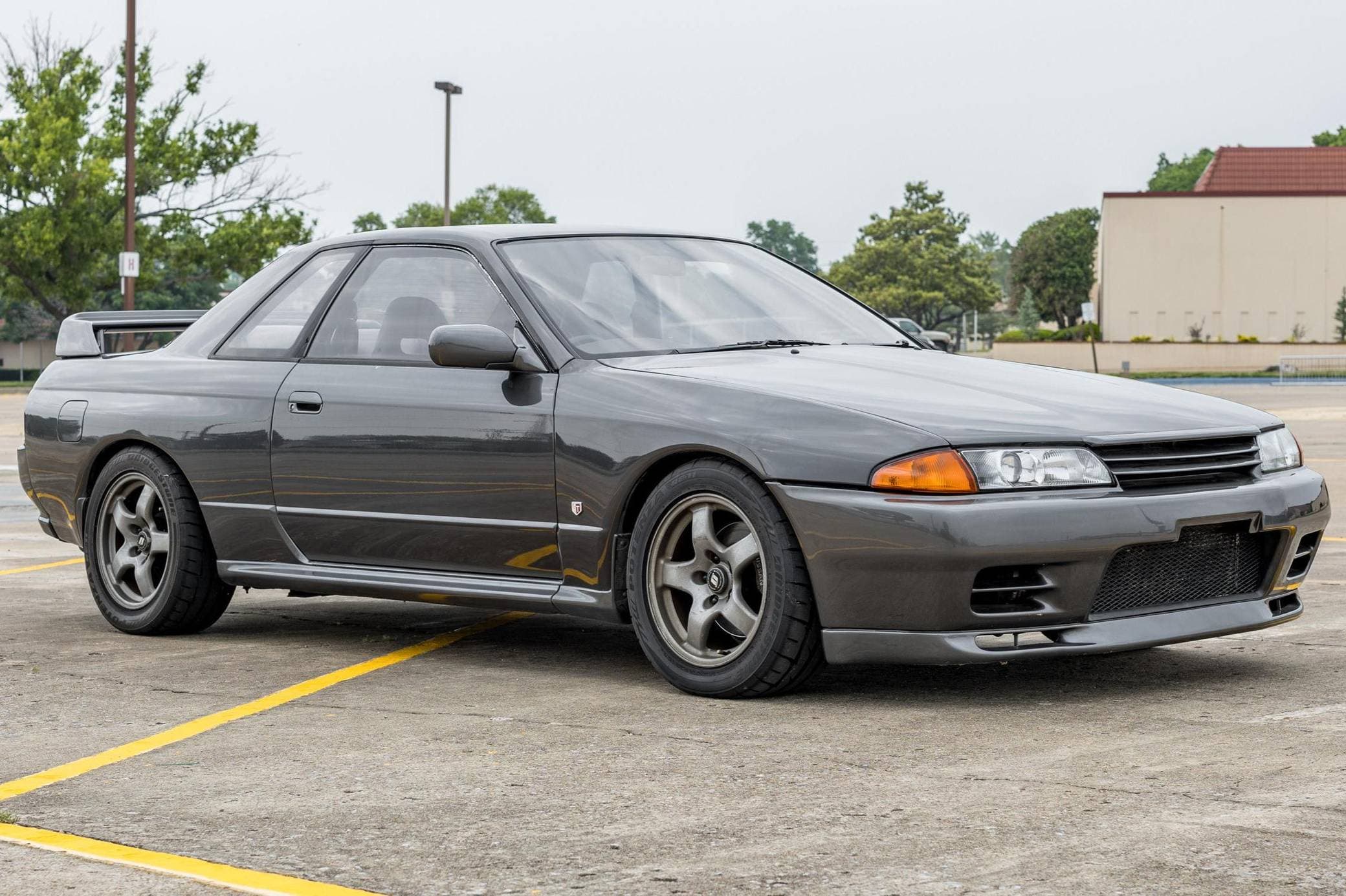 1992 Nissan R32 Skyline sold for $32,500