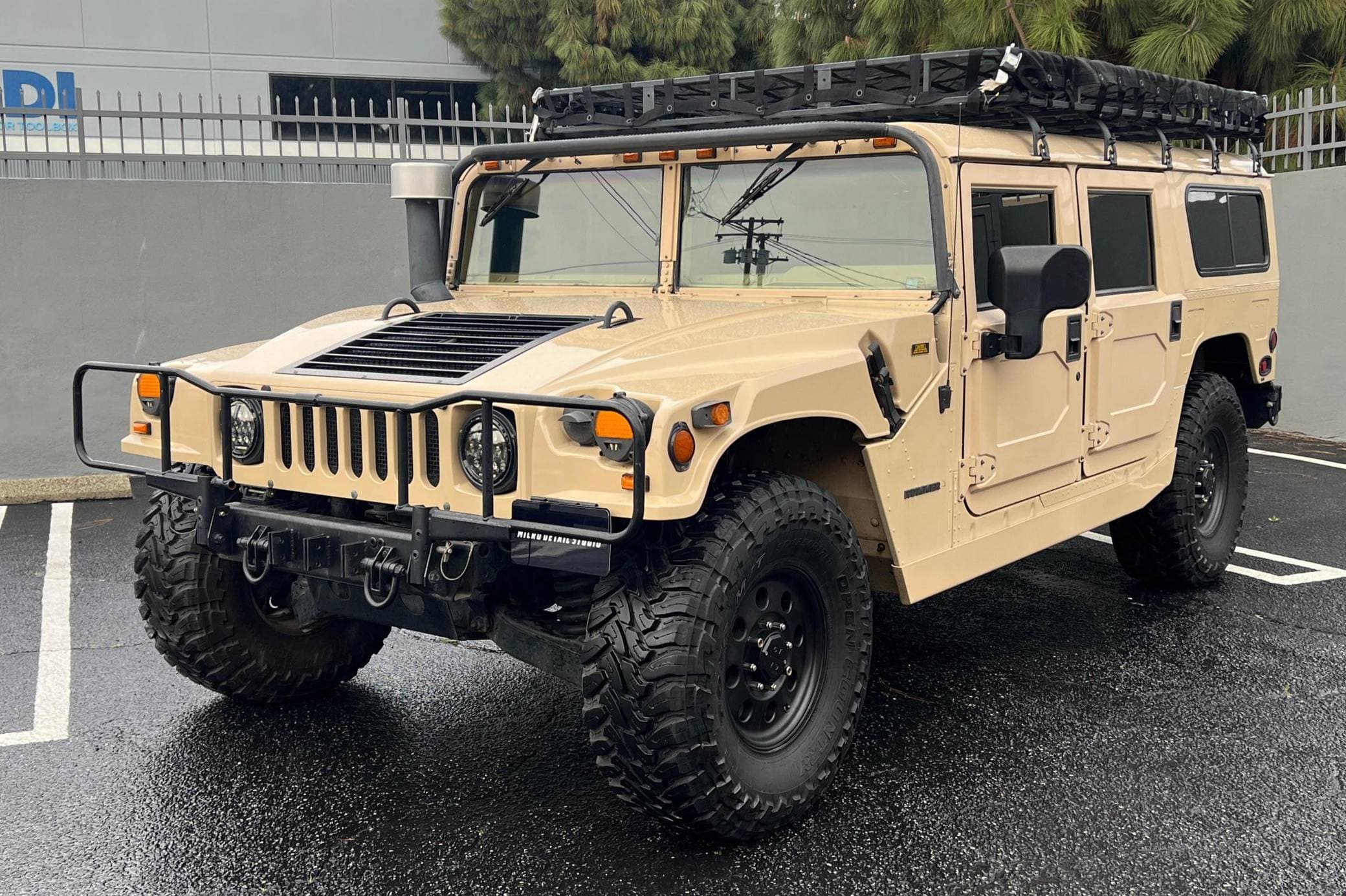 1996 AM General Hummer sold for $52,500