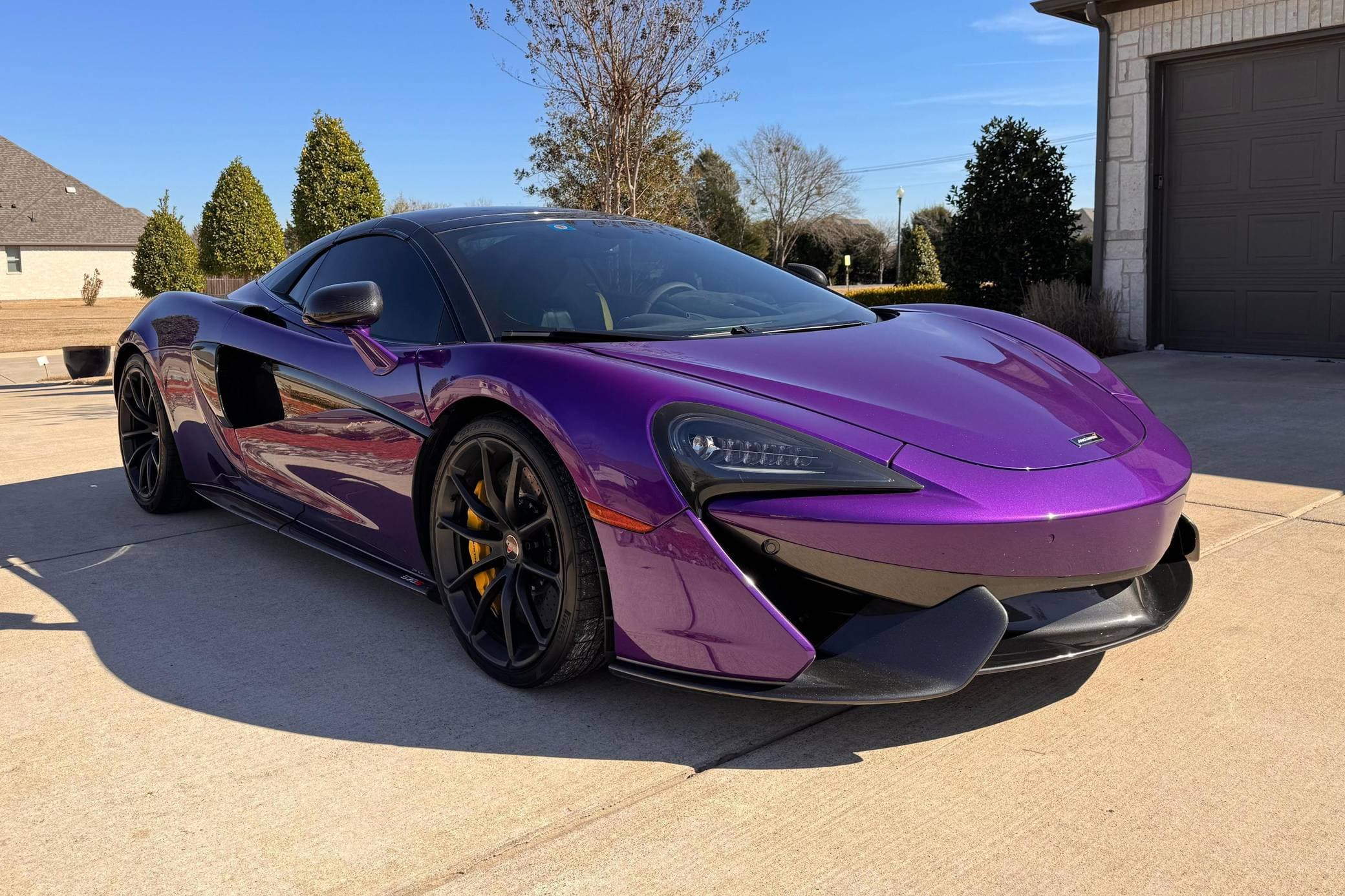McLaren 570S classic car