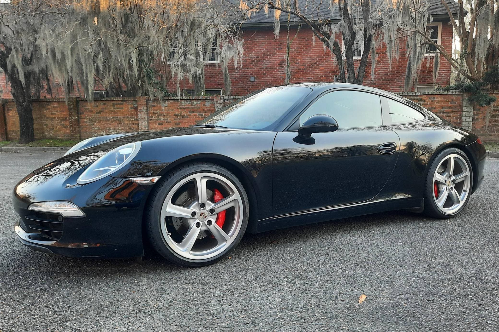 2013 Porsche 991 911 sold for $43,991