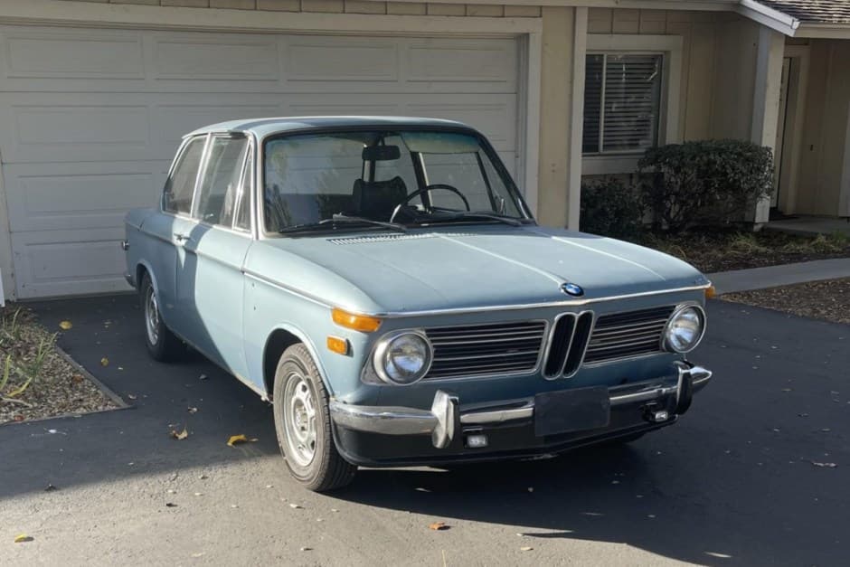 1968 BMW 1600 & 1602 sold for $9,600