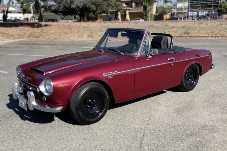 1969 Datsun Roadster sold for $11,250