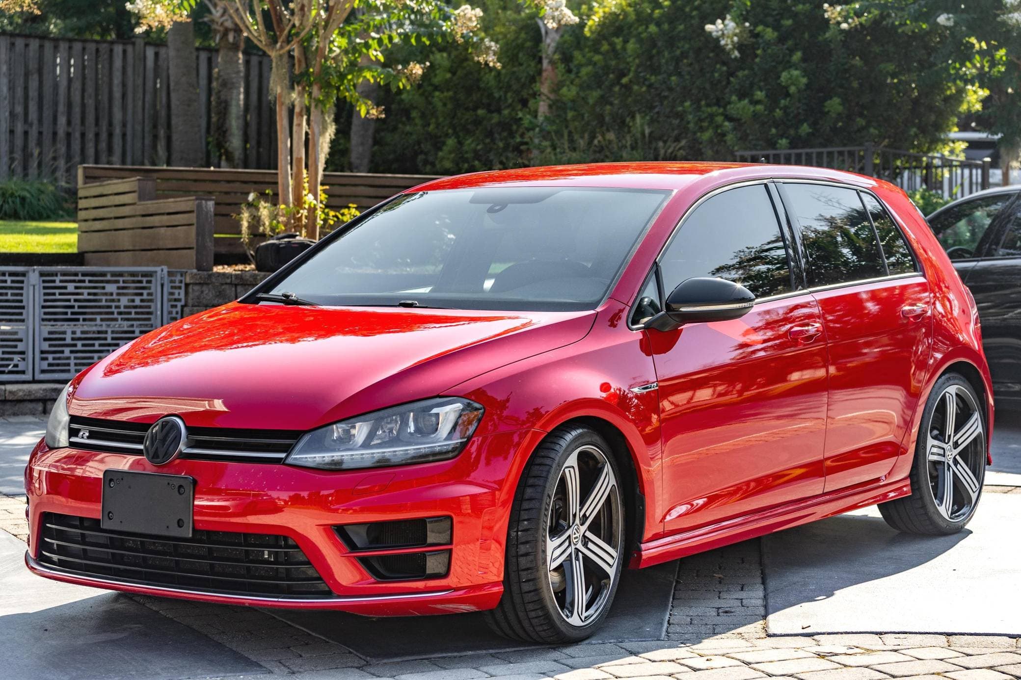2016 Volkswagen Golf R sold for $15,750
