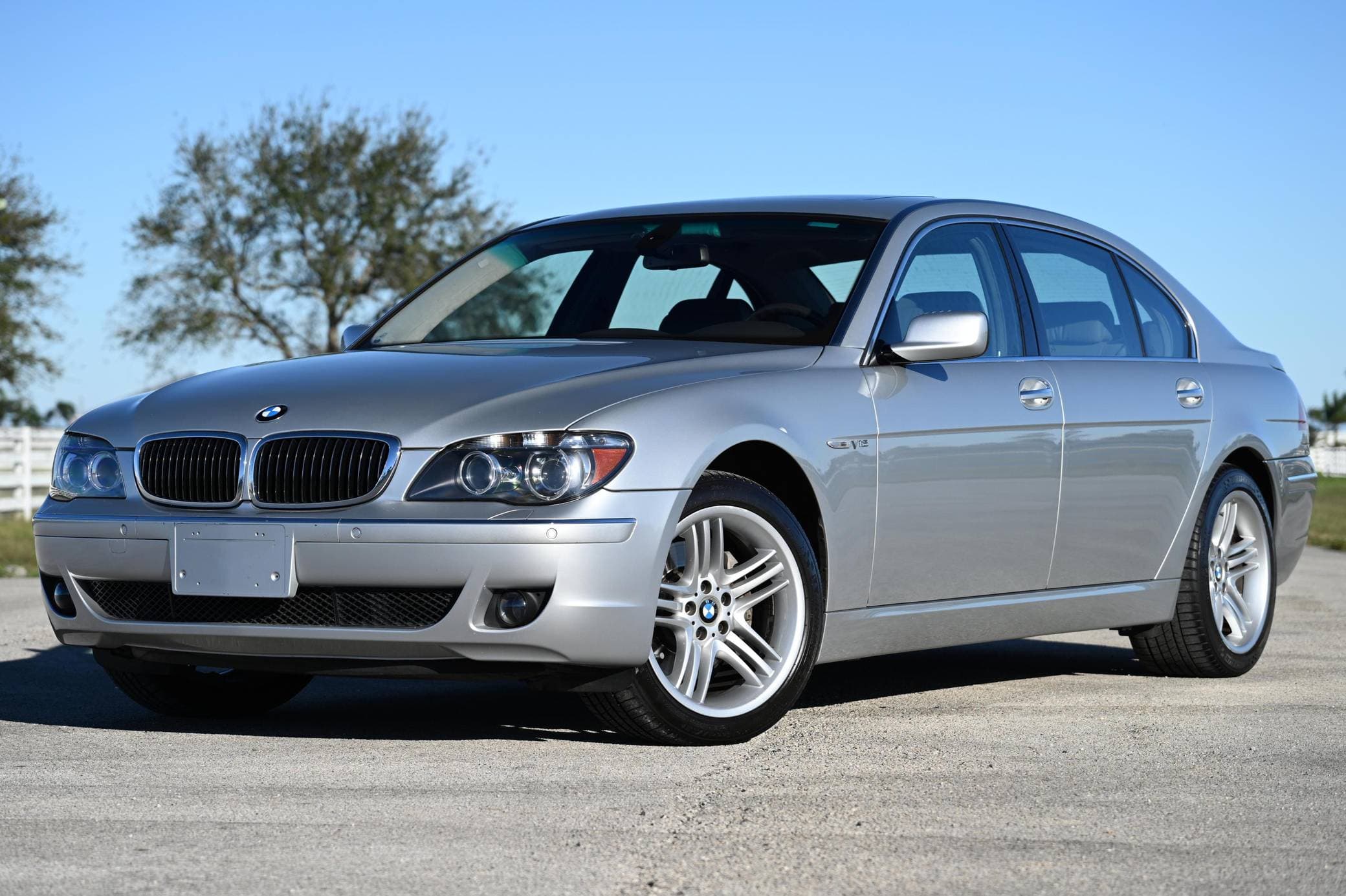 2008 BMW 7 Series sold for $11,700