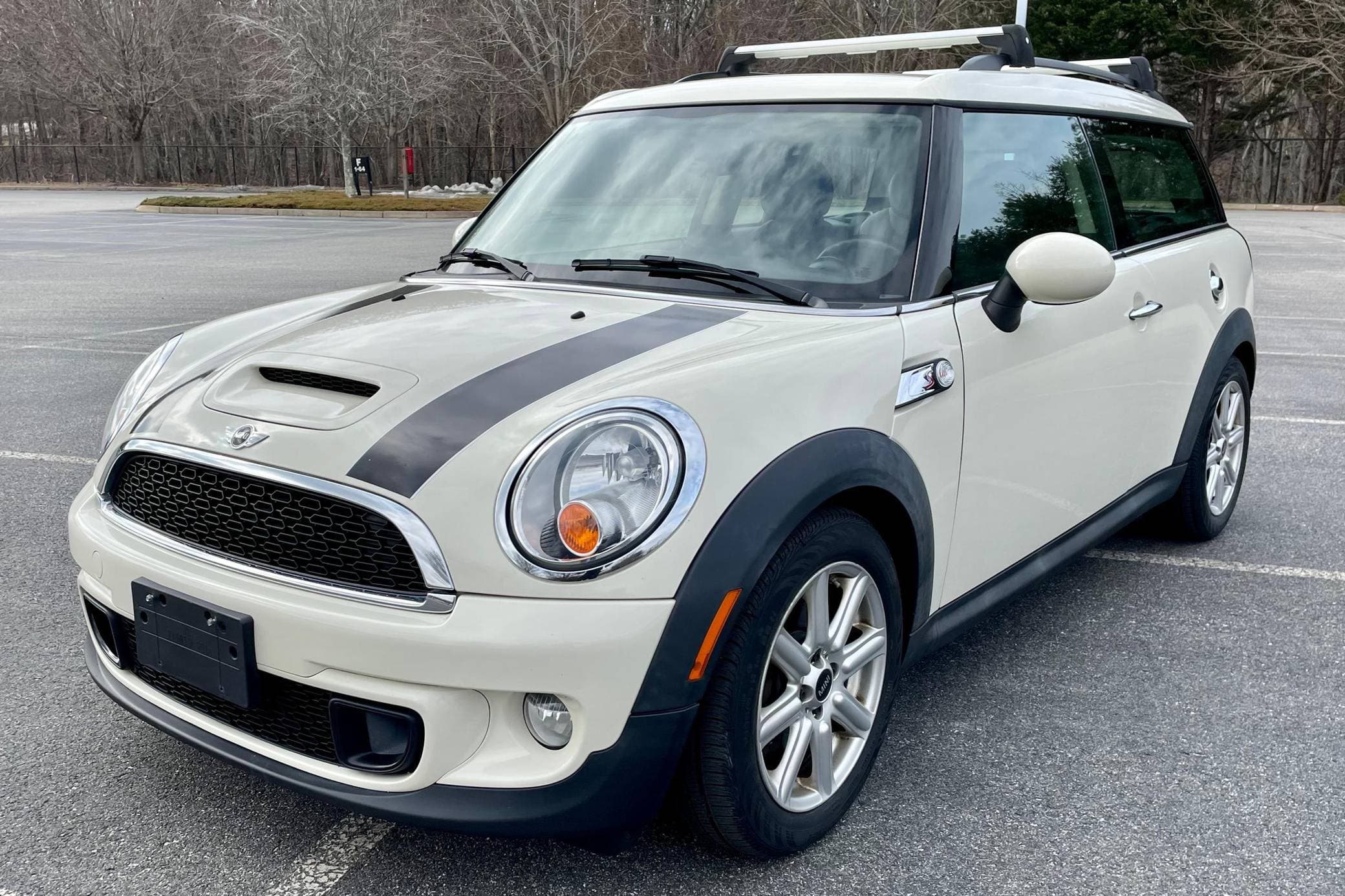 2014 MINI Cooper Clubman sold for $8,800