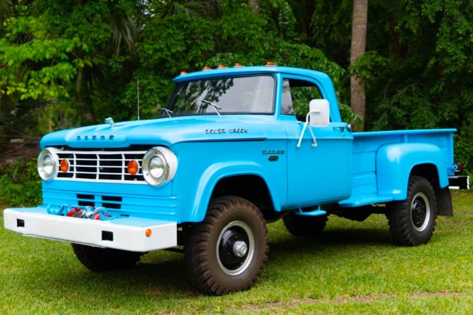 1967 Dodge Power Wagon sold for $27,750