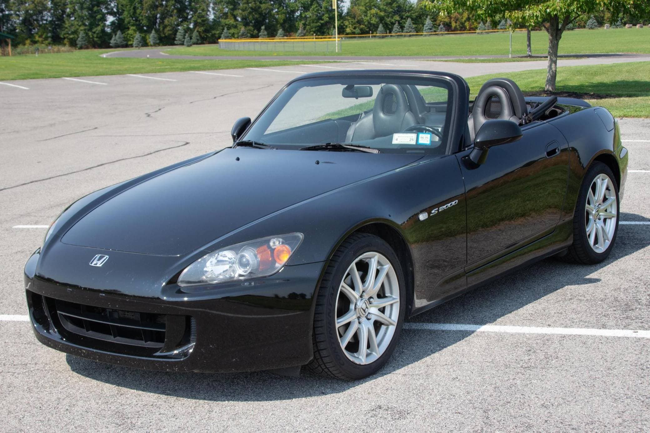 2004 Honda S2000 sold for $14,200