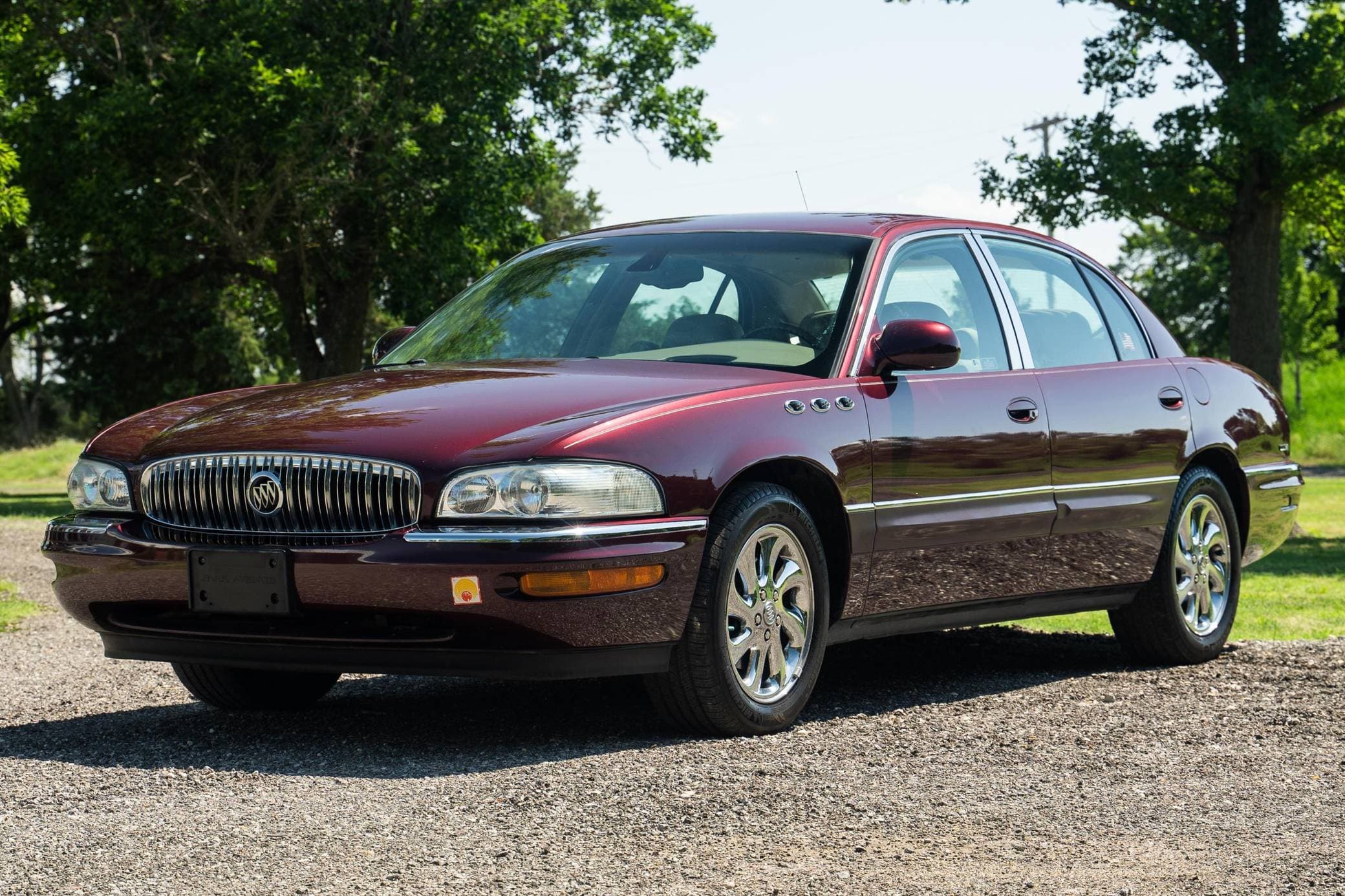 2003 Buick Park Avenue sold for $10,600