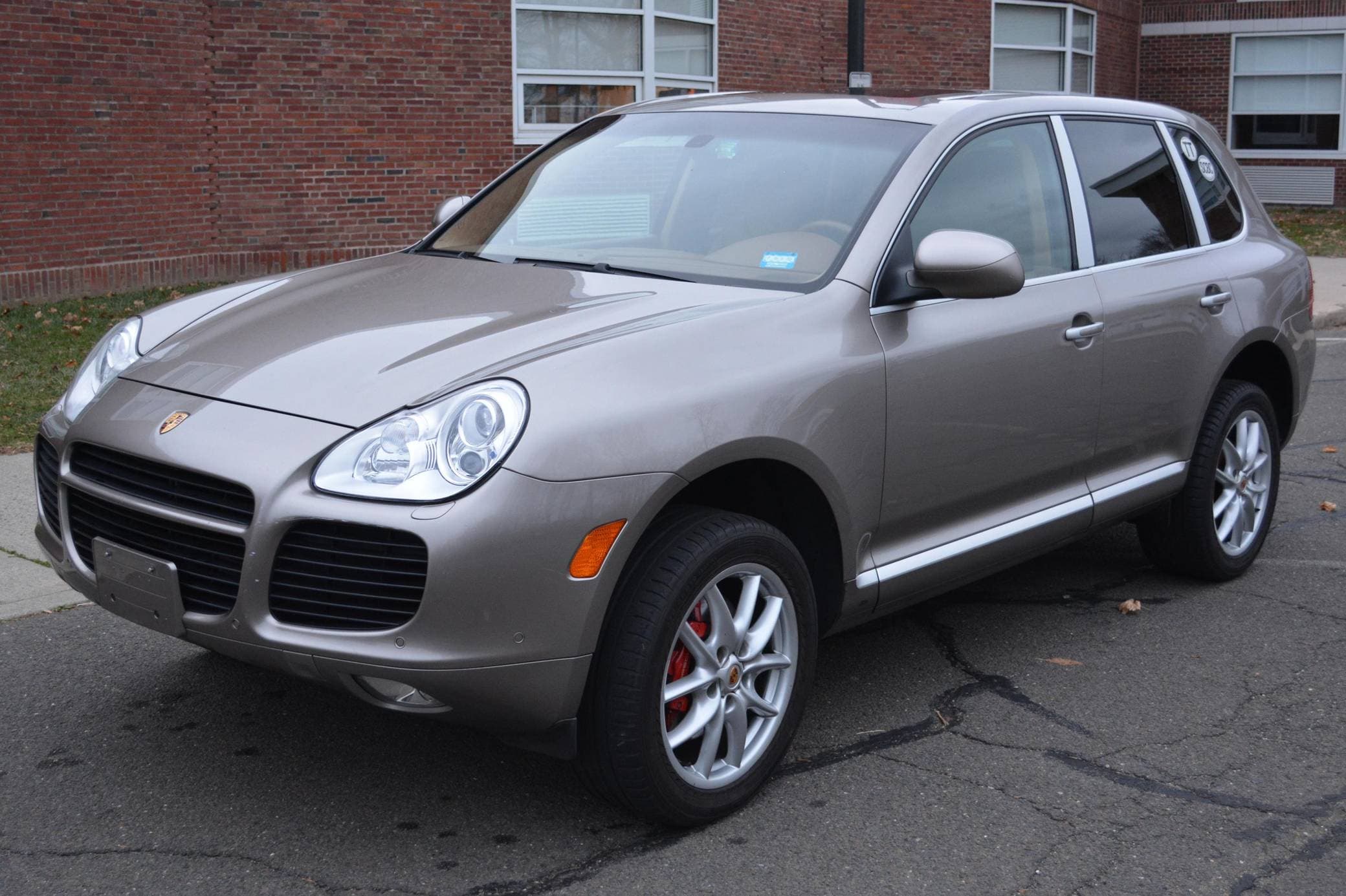 2004 Porsche Cayenne sold for $7,000